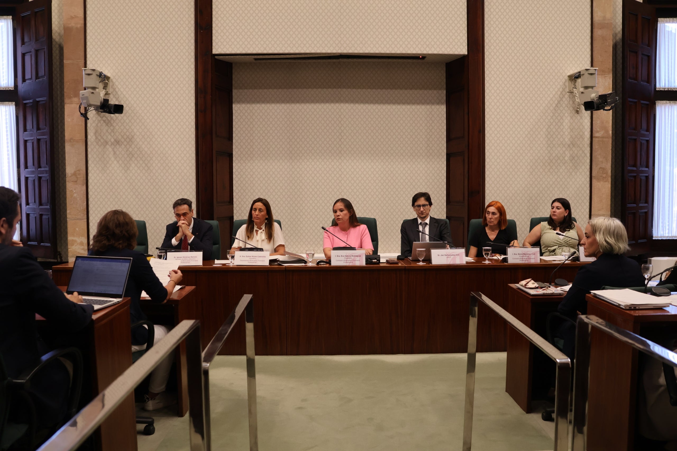 La consellera d'Educació, Esther Niubó, en la compareixença al Parlament sobre l'error que deixa Catalunya al marge de les proves PISA / Parlament de Catalunya