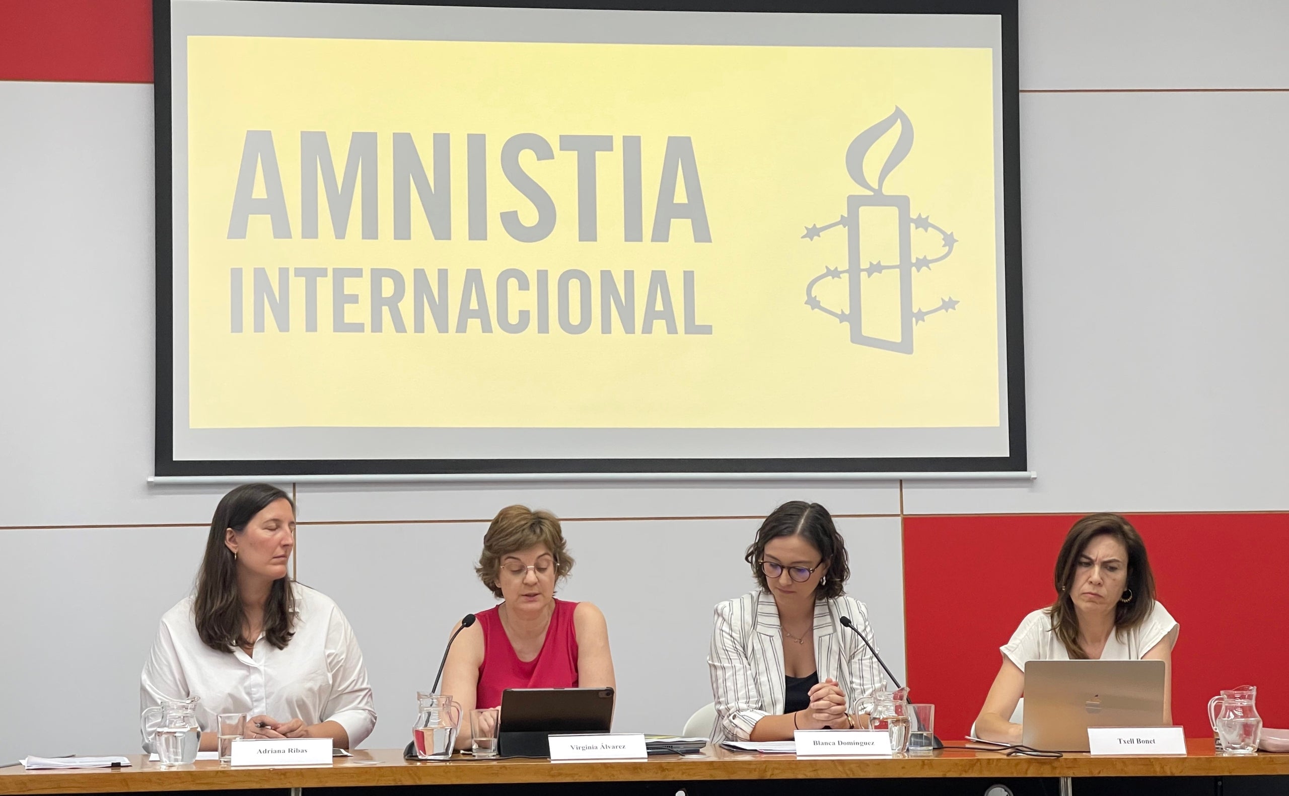 Una imatge de la presentació de l'estudi de Pegasus d'Amnistia Internacional/QS
