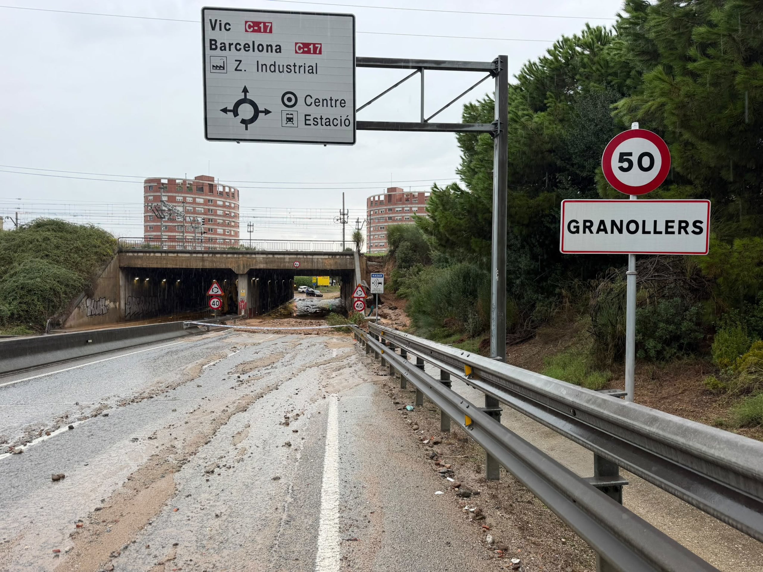 Carretera tallada a Granollers. | ACN