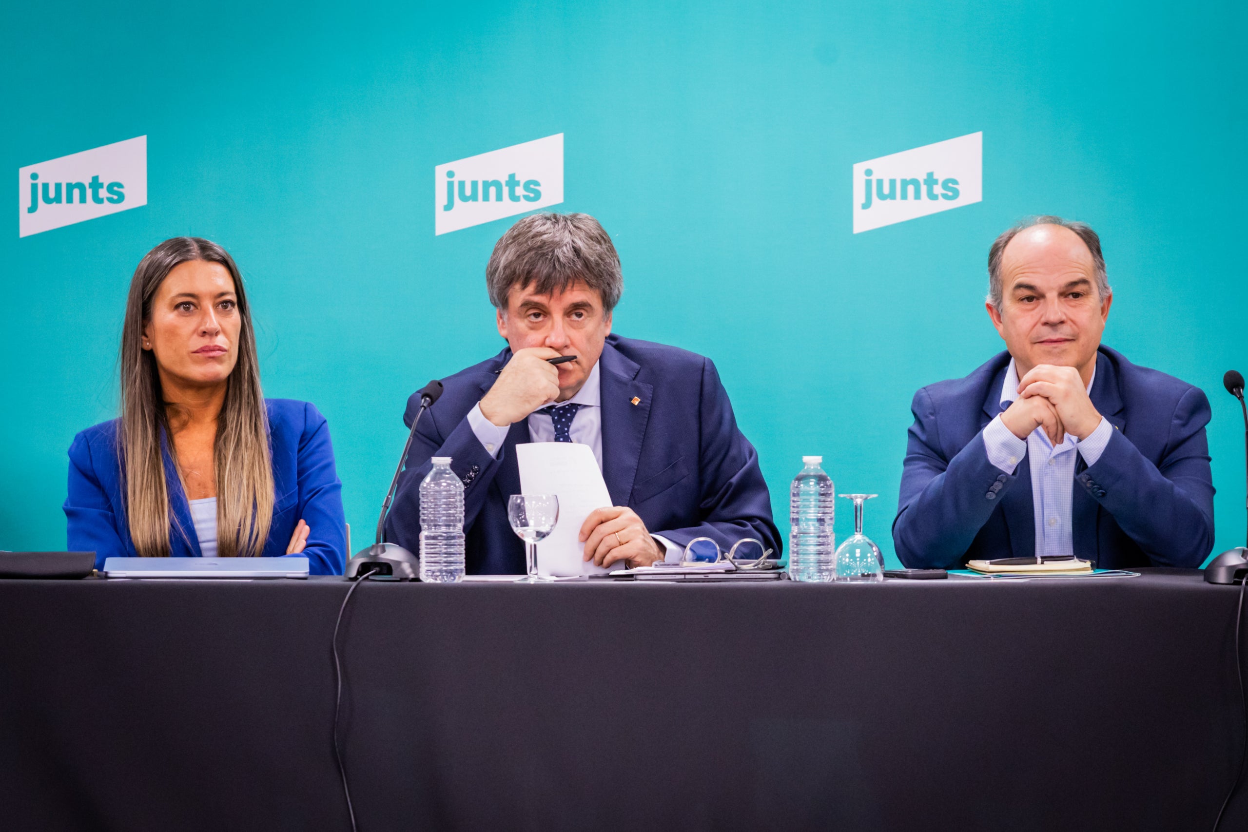 Carles Puigdemont, Míriam Nogueras y Jordi Turull, durante la ejecutiva de Junts este lunes en Perpiñán | Junts