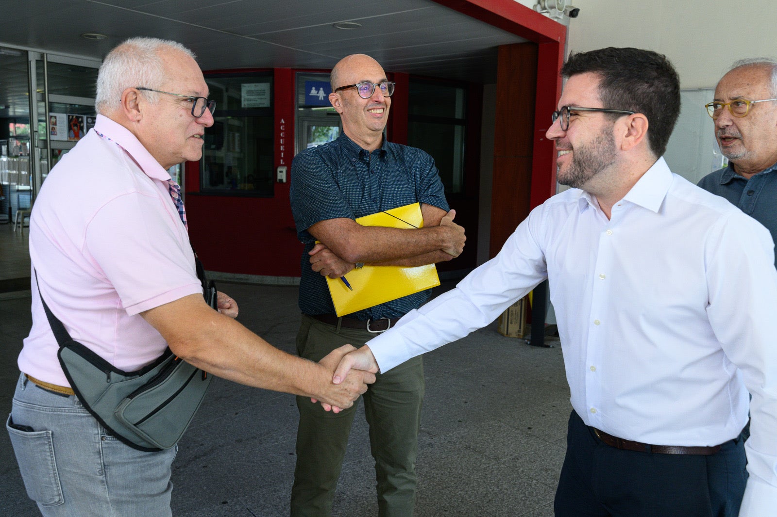 Pere Aragonès, amb Lluís Puig, abans de la seva conferència/Josep Maria Montaner/UCE