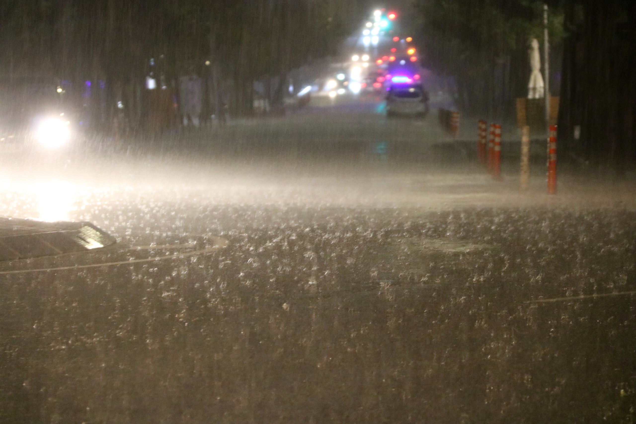 La pluja cau amb força a Mataró  | Maria Asmarat (ACN)
