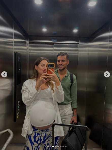 Quatre hores després d'aquesta foto, naixerien les filles - Instagram