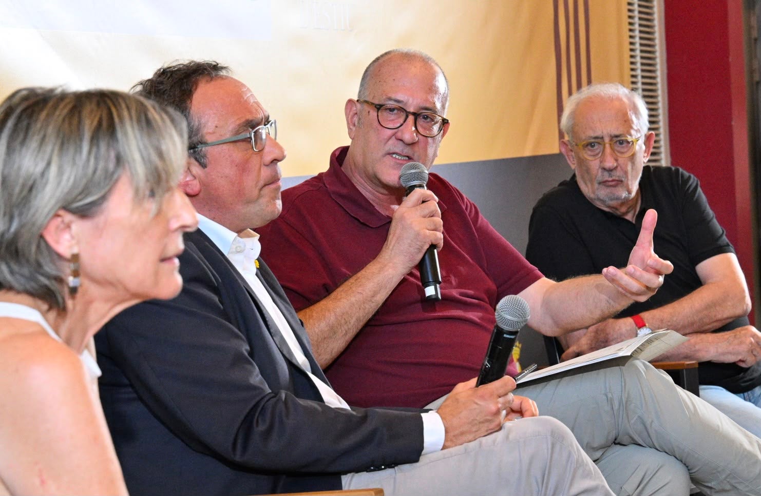 Carme Forcadell, Josep Rull, Xavier Antich y Jordi Cassassas en el acto en recuerdo de Casals/Josep Maria Montaner/UCE