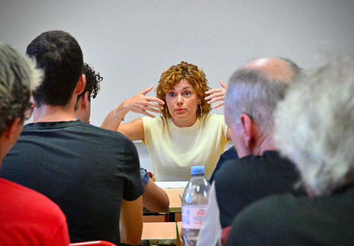 Elisenda Alamany, en un moment de la seva xerrada a l'UCE/Josep Maria Montaner/UCE