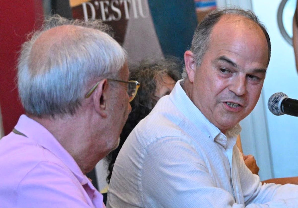 Jordi Turull enraona amb el president de l'UCE, Jordi Cassassas/Josep Maria Montaner/UCE