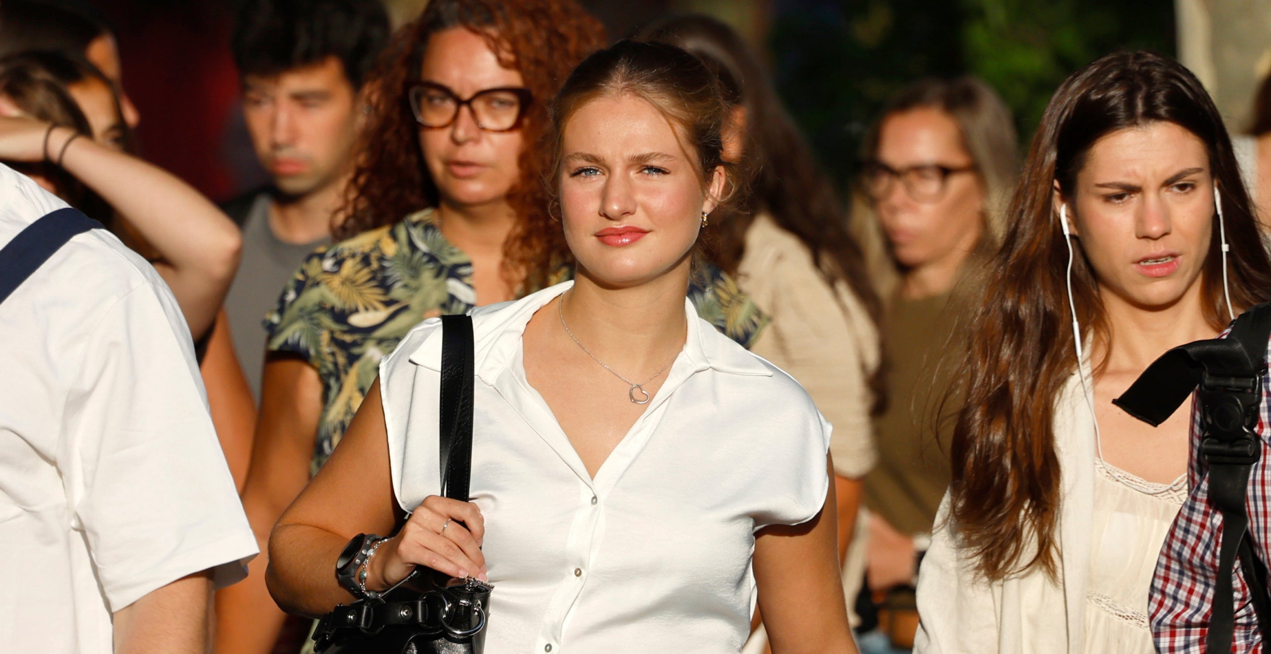 Elionor de Boró ha començat la universitat entre expectació - Europa Press