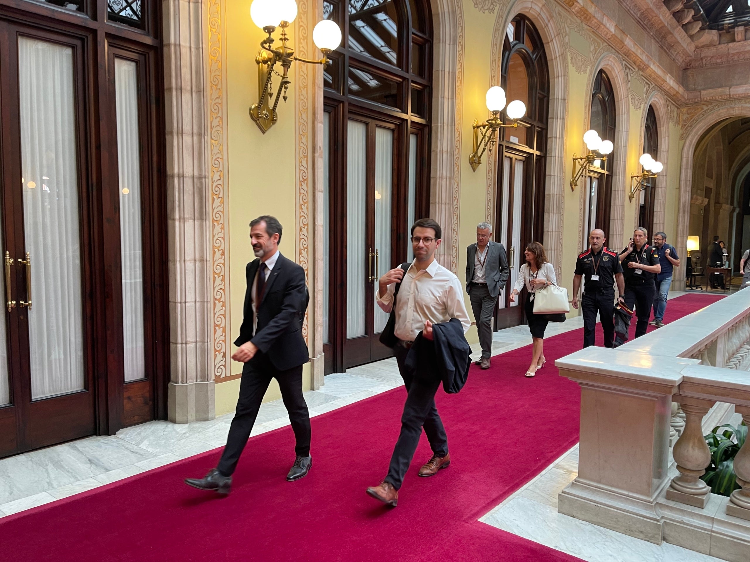 Ferran Lòpez, Miquel Esquius, Silvia Catà, esta tarde en el Parlamento/Quico Sallés