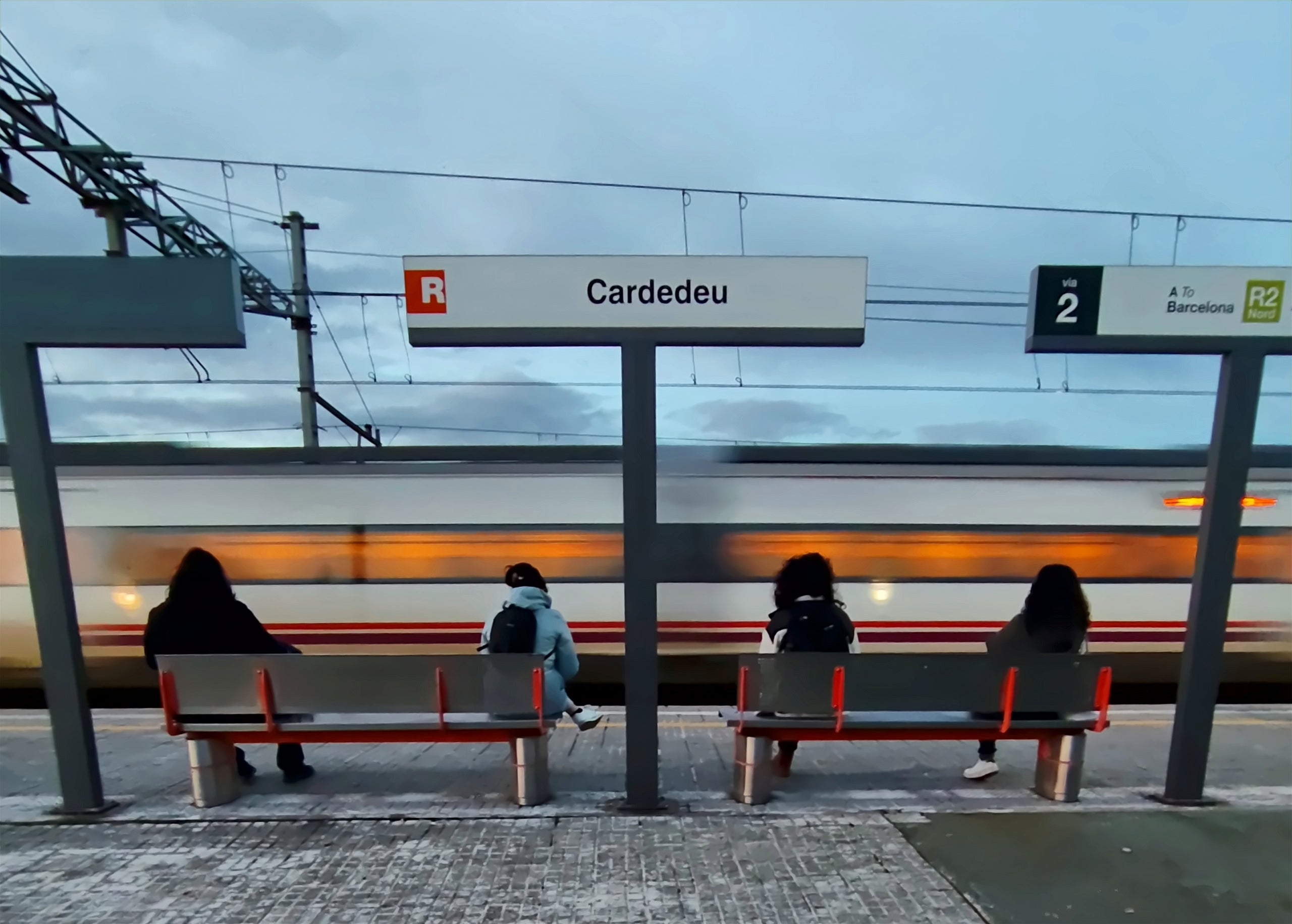 Un grup d'usuaris, la majoria de Cardedeu, van crear la plataforma Salvem R2 Nord  | G.G.