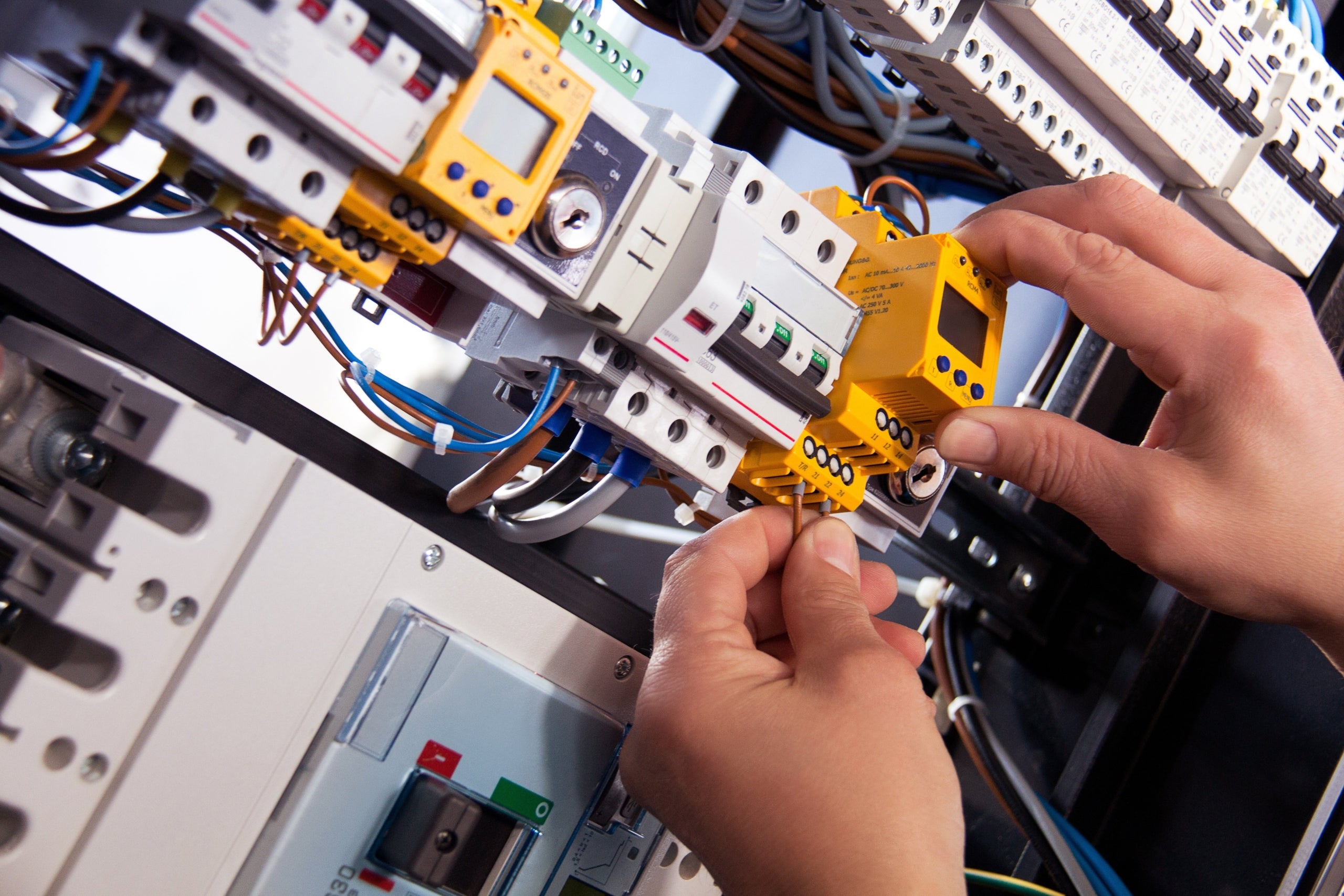 Decidir qui gestiona el model de consum energètic en una empresa pot ser clau / Foto: Pixabay