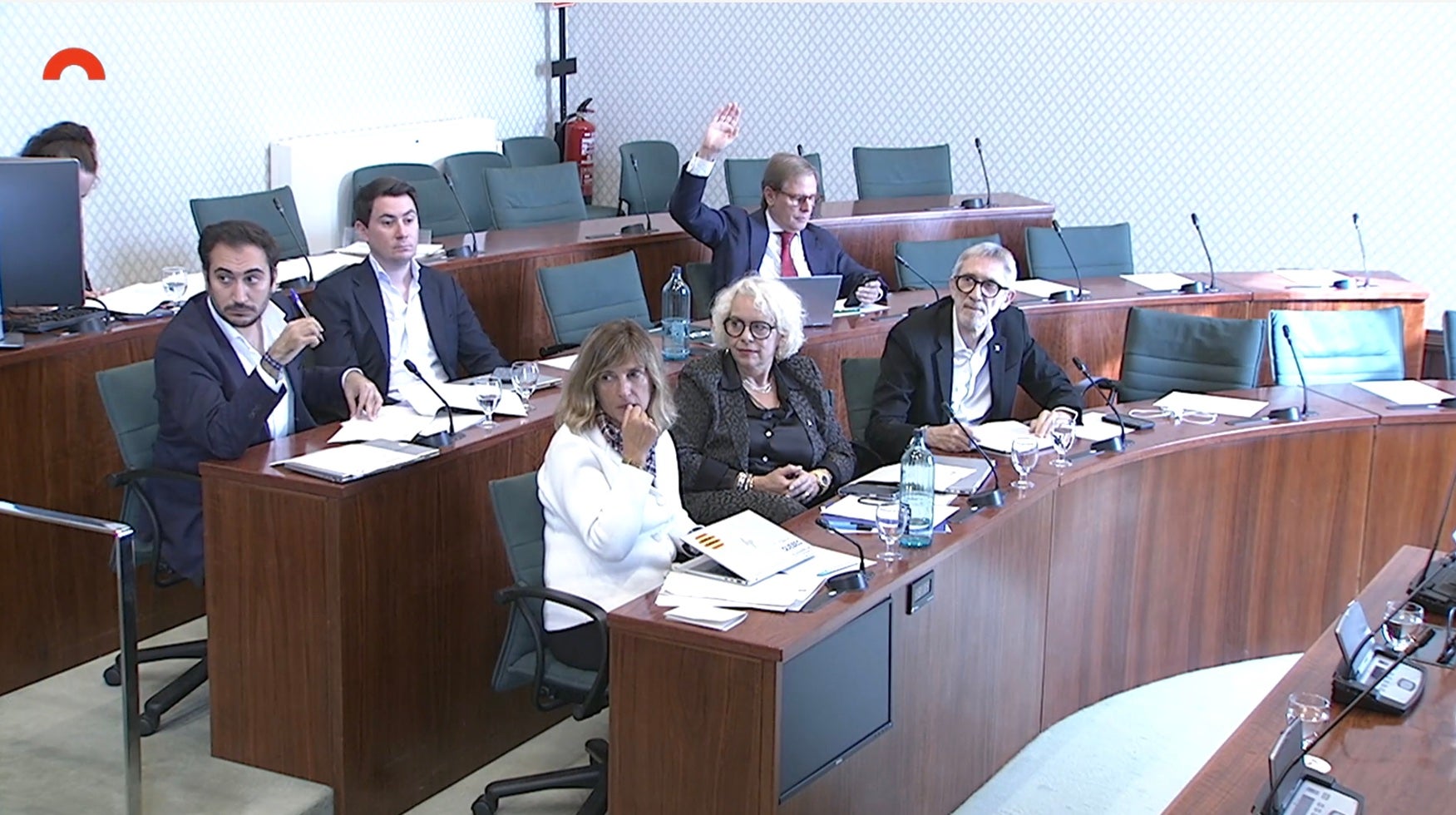 Joan Garriga, en el momento de la votación de Domínguez