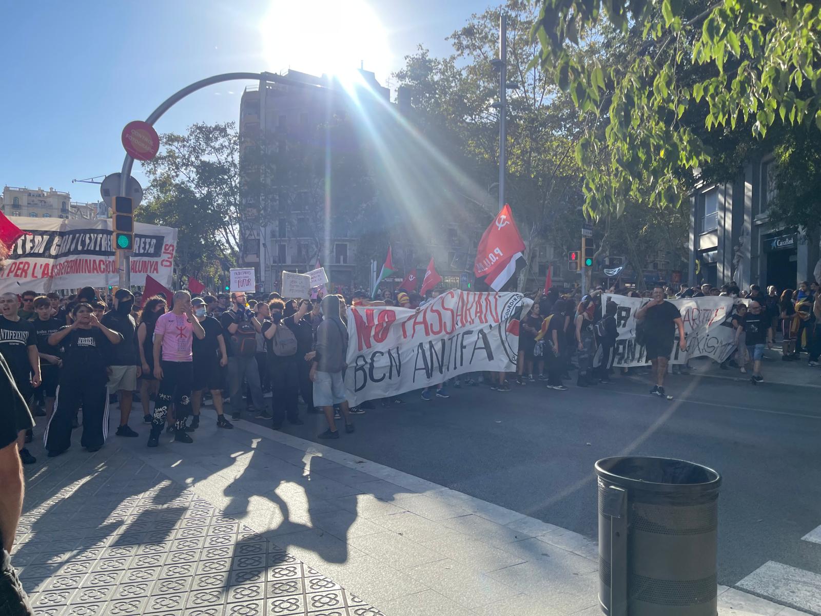 Manifestants antifeixistes per la Diada/QS