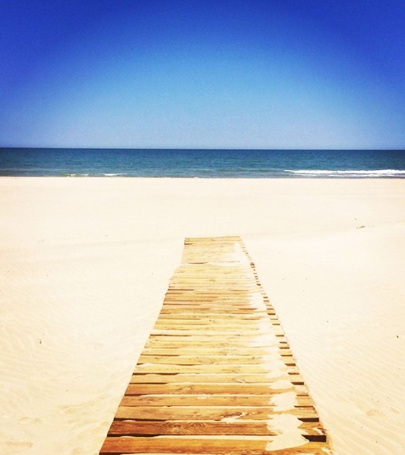Pasarela de madera en Cala Morisca