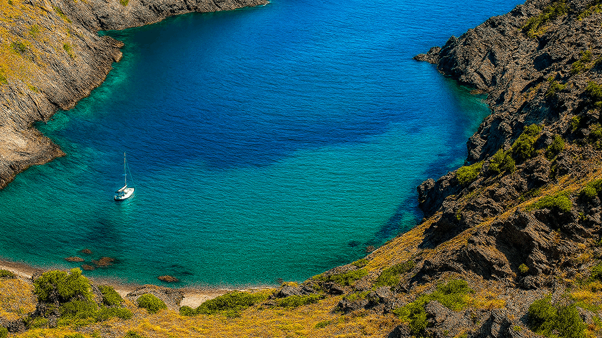 El poble que sembla Santorí però és a Girona