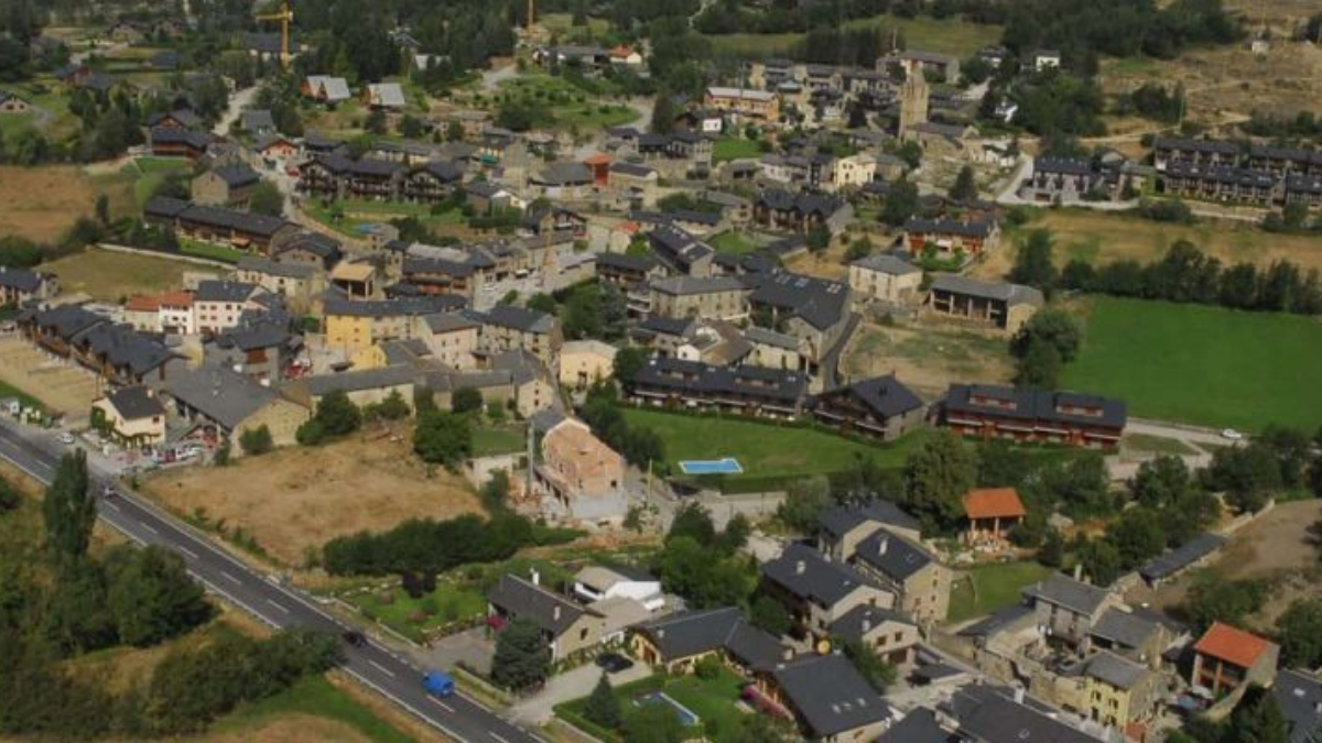 Descobrim el racó exclusiu del Pirineu català on Piqué busca silenci i luxe lluny dels focs.