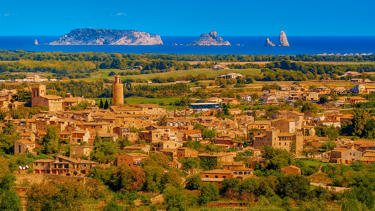Ni Mallorca ni Ibiza este verano, la Costa Brava es el paraíso que buscas