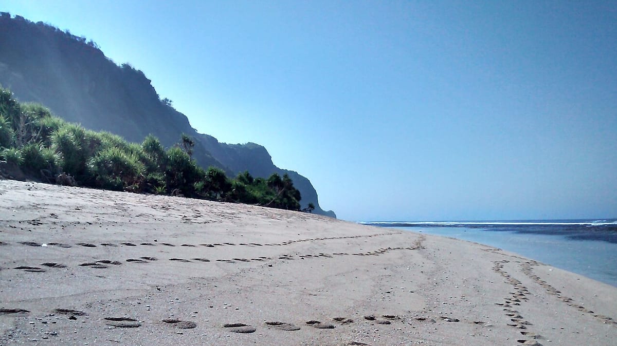 Suluban Beach