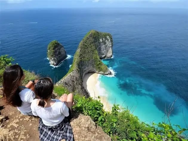 Kelingking Beach