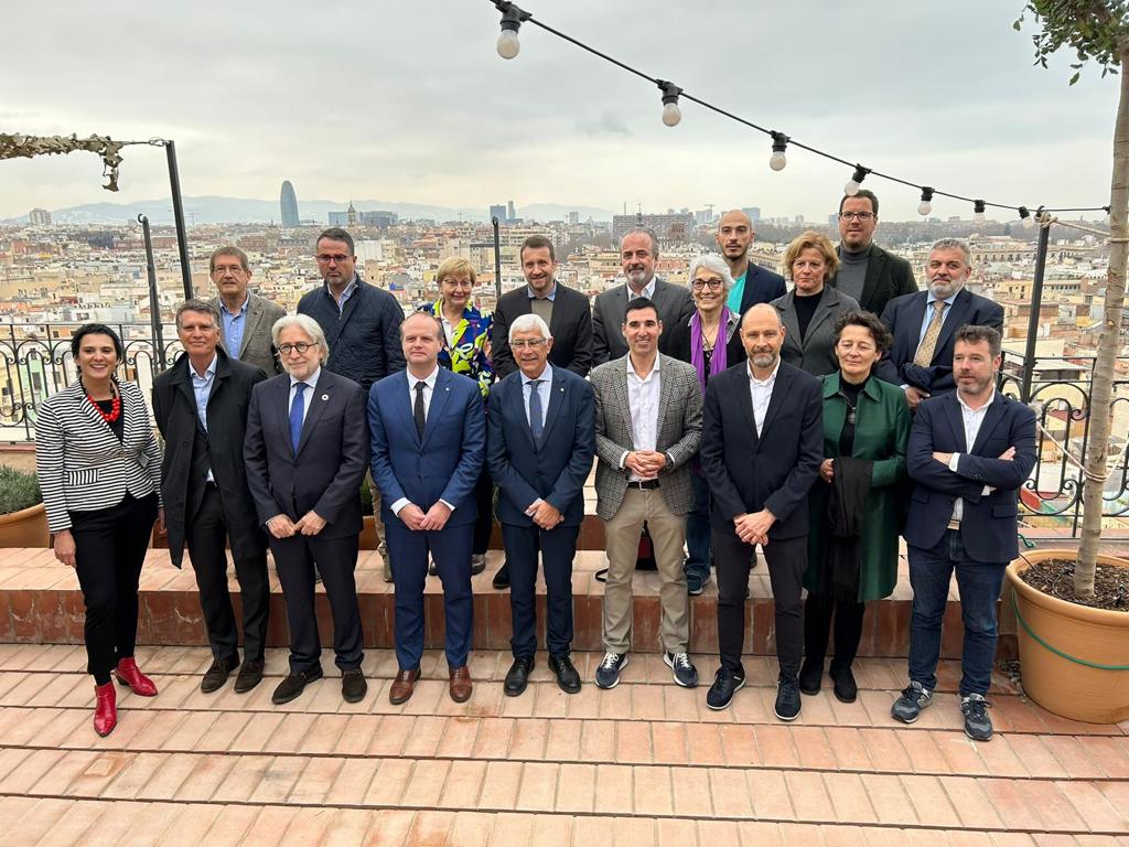 Les autoritats que han assistit a la inauguració del Pier07 / Cedida