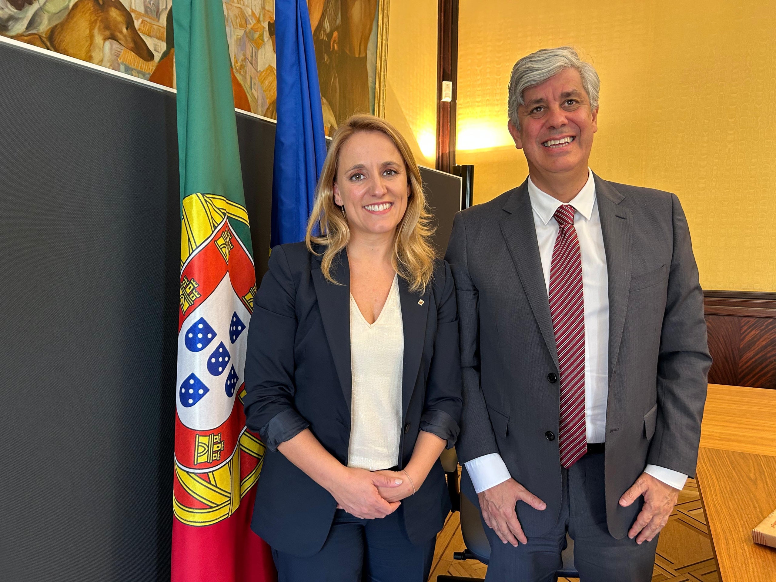 Imatge de la consellera d'Economia, Natàlia Mas, i del governador del Banc Central de Portugal, Mário Centeno / Departament d'Economia i Hisenda