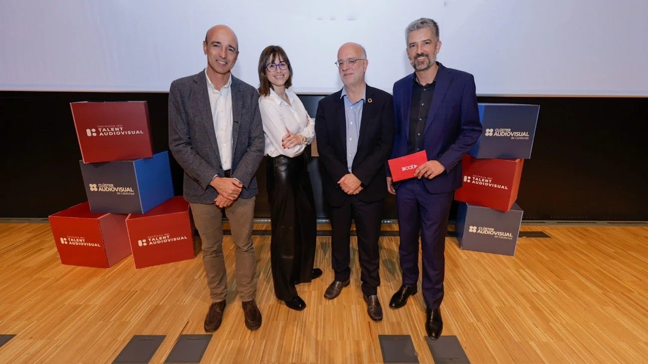 El president del Clúster, Miquel Rutllant; amb els representants de 3Cat, Cristina Villà i Lluís Garriga, i el presentador del TN i conductor de l'acte, Toni Cruanyes / Clúster de l'Audiovisual de Catalunya