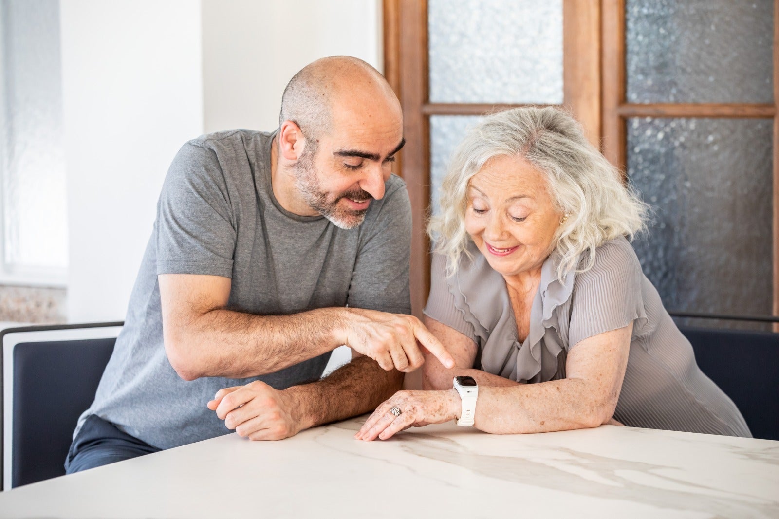 SeniorDomo, una solució tecnològica per millorar l'assistència sanitària a la gent gran / SeniorDomo