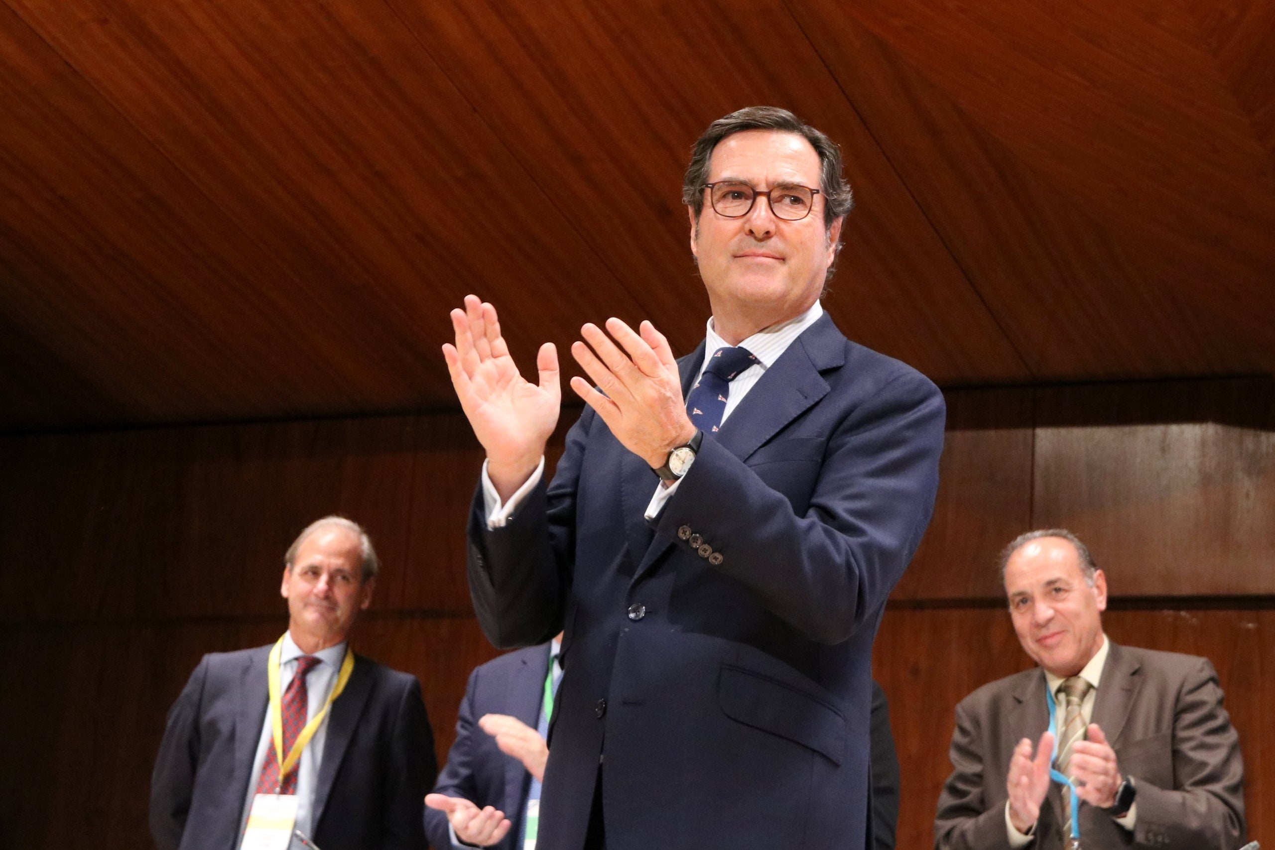 El president de la CEOE, Antonio Garamendi, en un acte / ACN