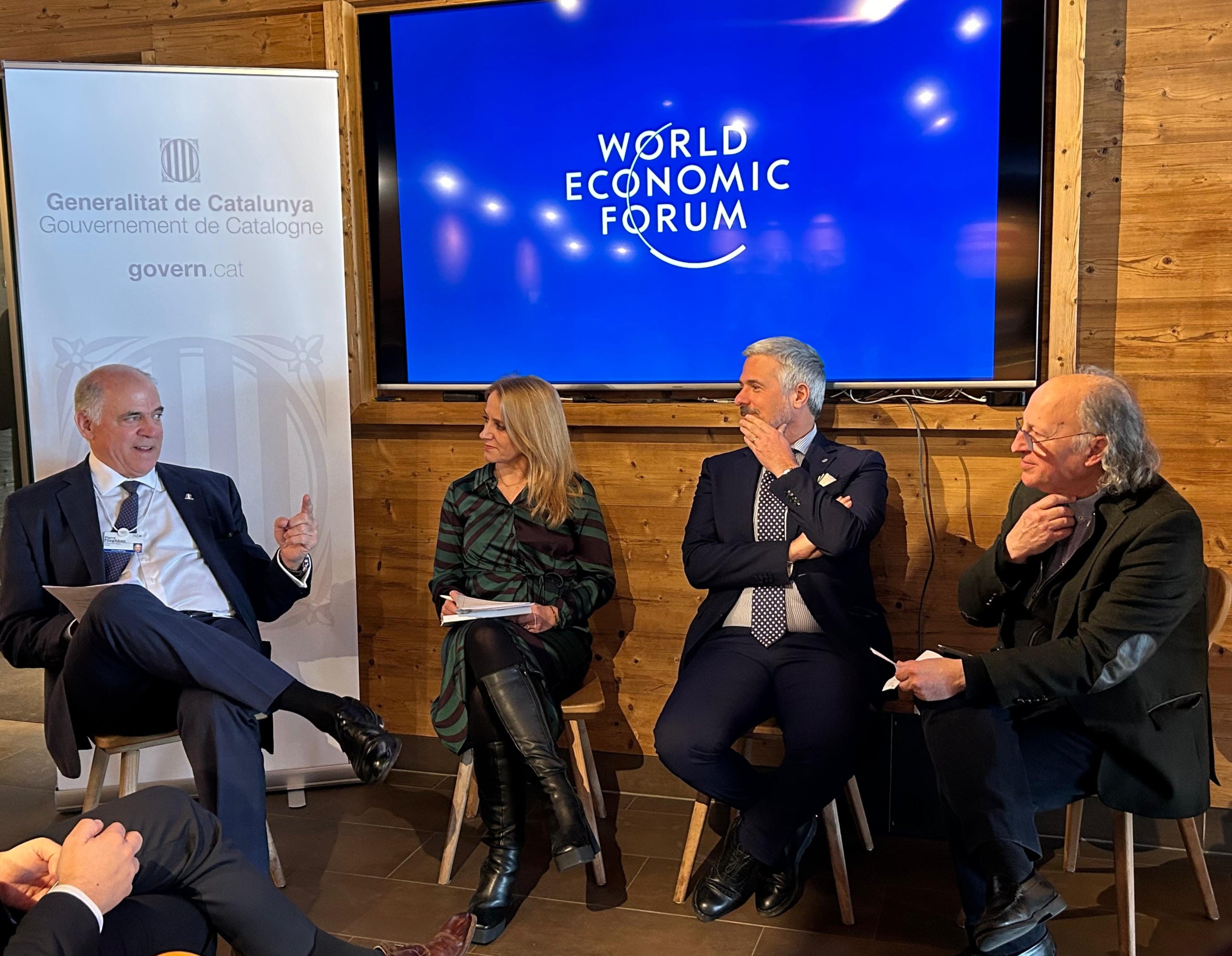 Pierre Fitzgibbon, ministre d'Economia, Innovació i Energia del Quebec; la consellera Mas Guix, Andrea Bombardi, vicepresident executiu de Rina, i Joan Ramon Morante, director de l'IREC | Generalitat
