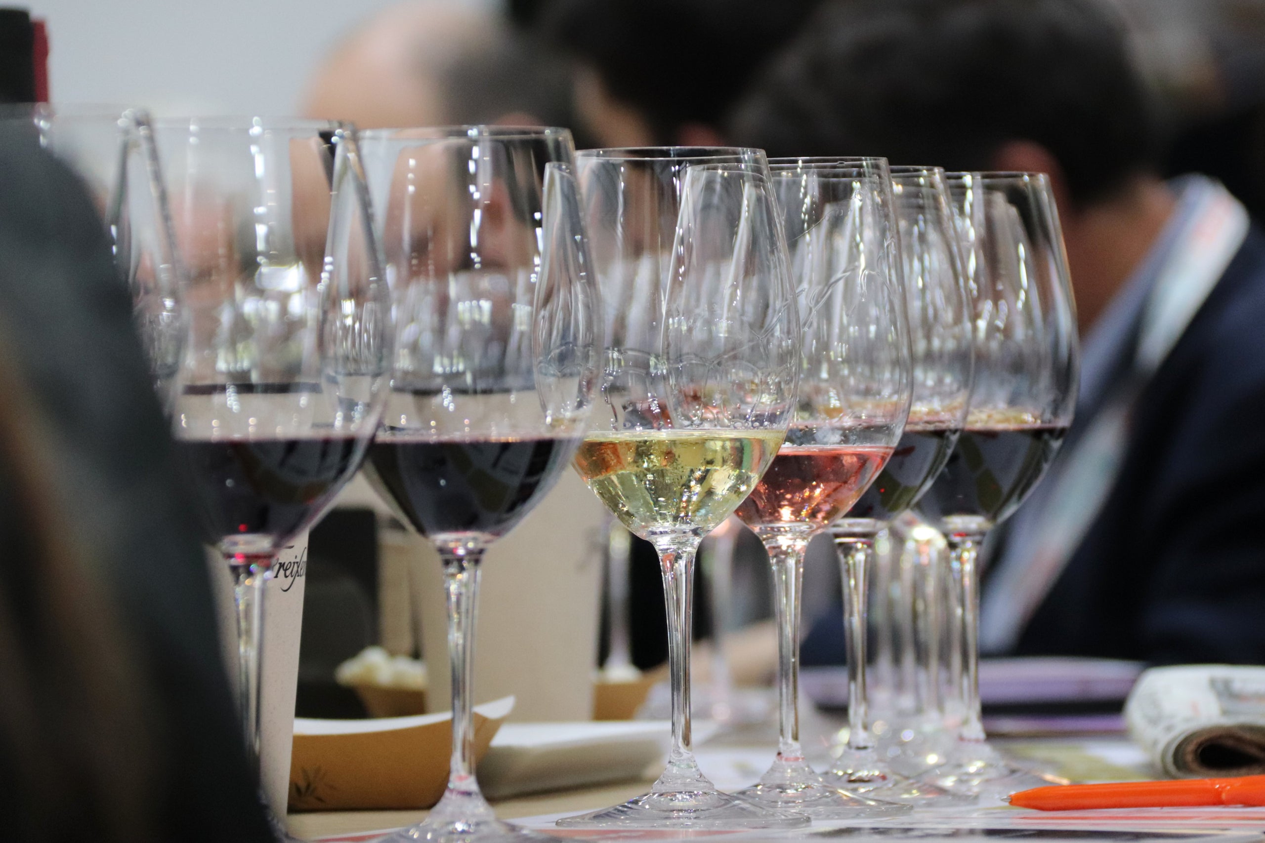 Diverses copes de vi a la Barcelona Wine Week / ACN