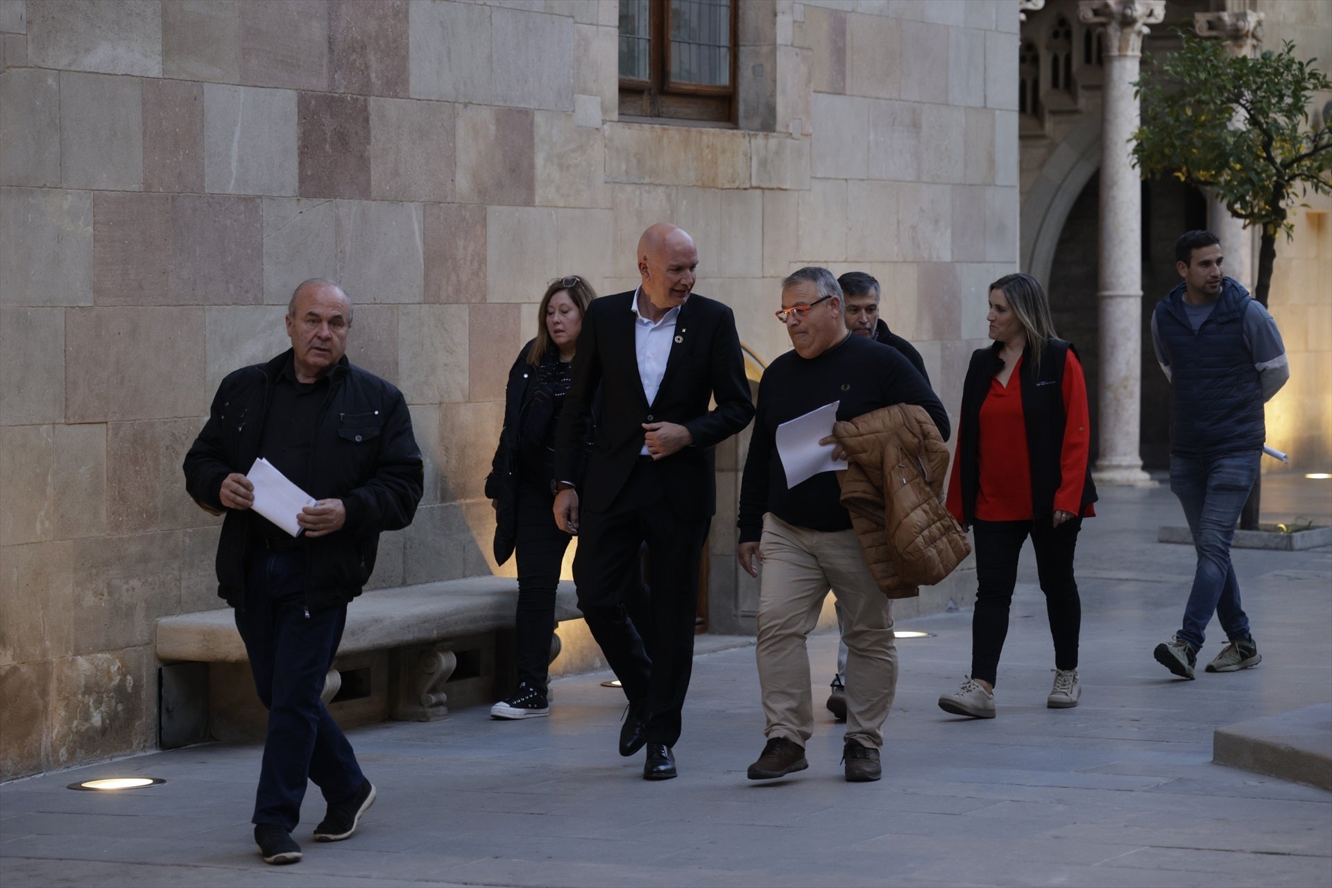 El conseller d'Acció Climàtica, David Mascort, abans de reunir-se amb els representants dels pagesos a la Generalitat / Europa Press