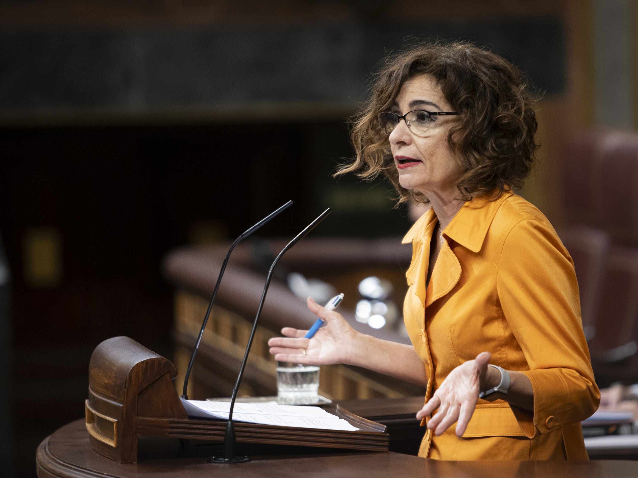 La vicepresidenta primera del govern espanyol, María Jesús Montero, al ple del Congrés | ACN