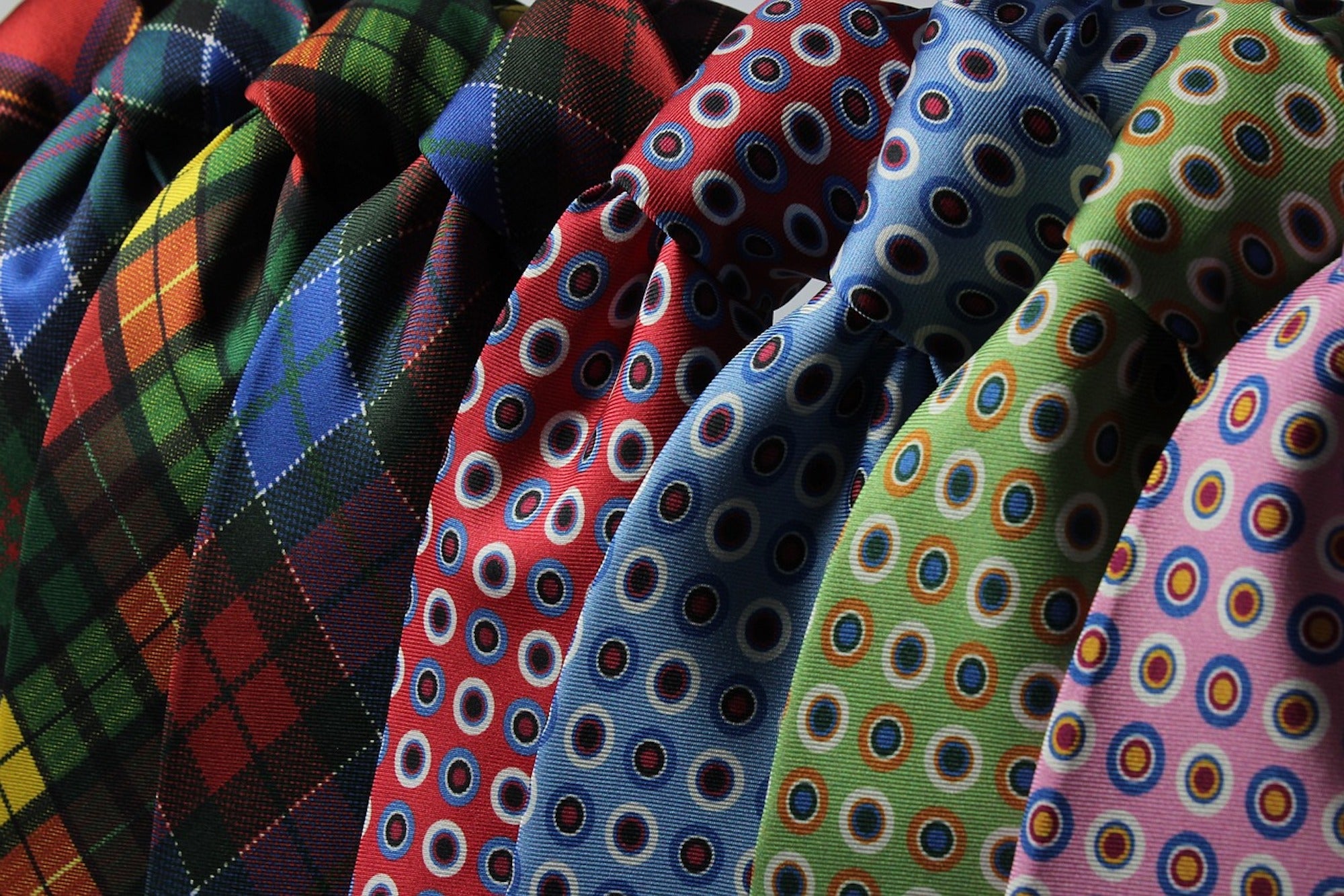 La corbata, motiu de discòrdia sindical que ara avala el Suprem/Pixabay