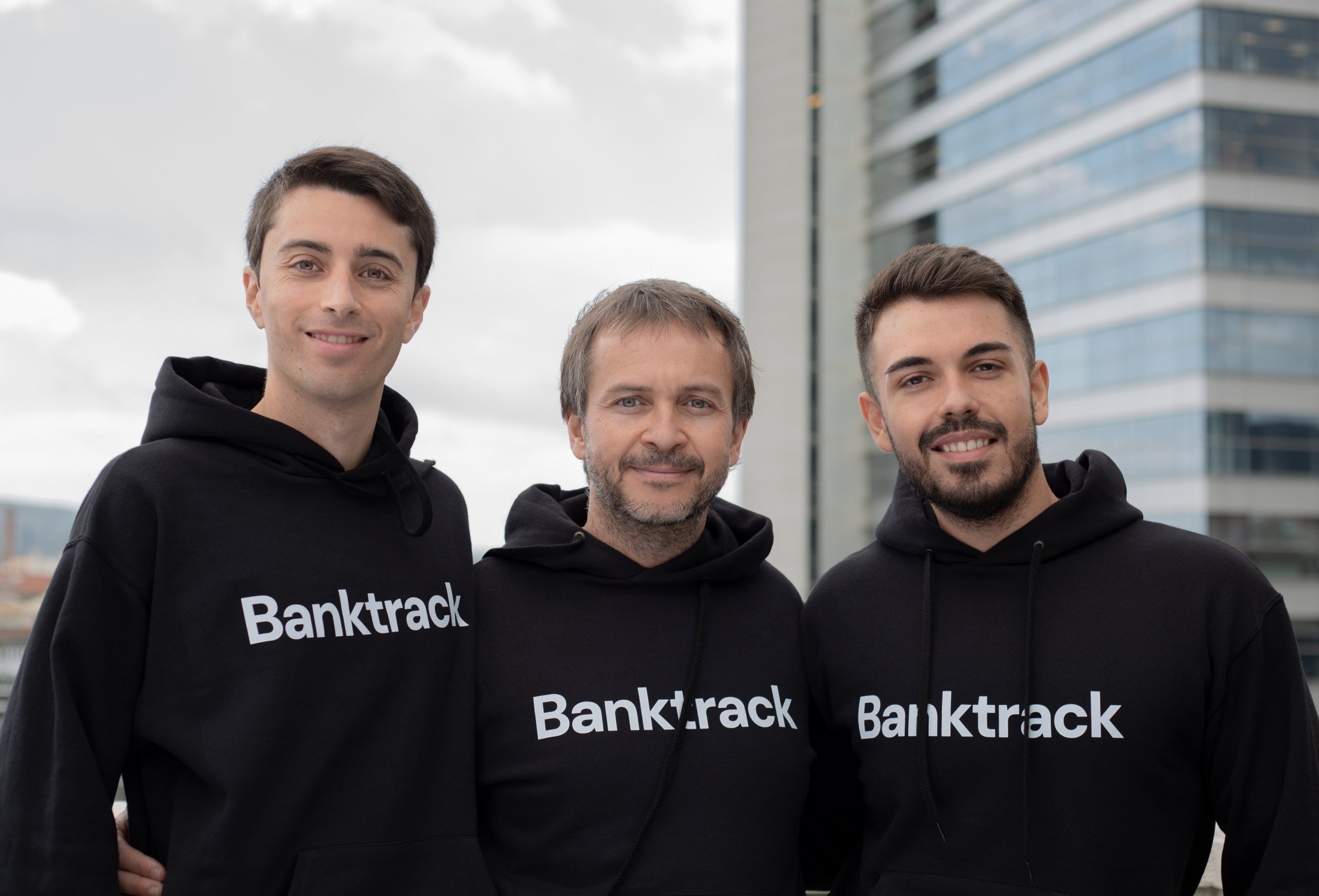 Imatge dels tres fundadors de Banktrack, Carlos Pérez, Nacho González-Barros i David Álvarez / Banktrack