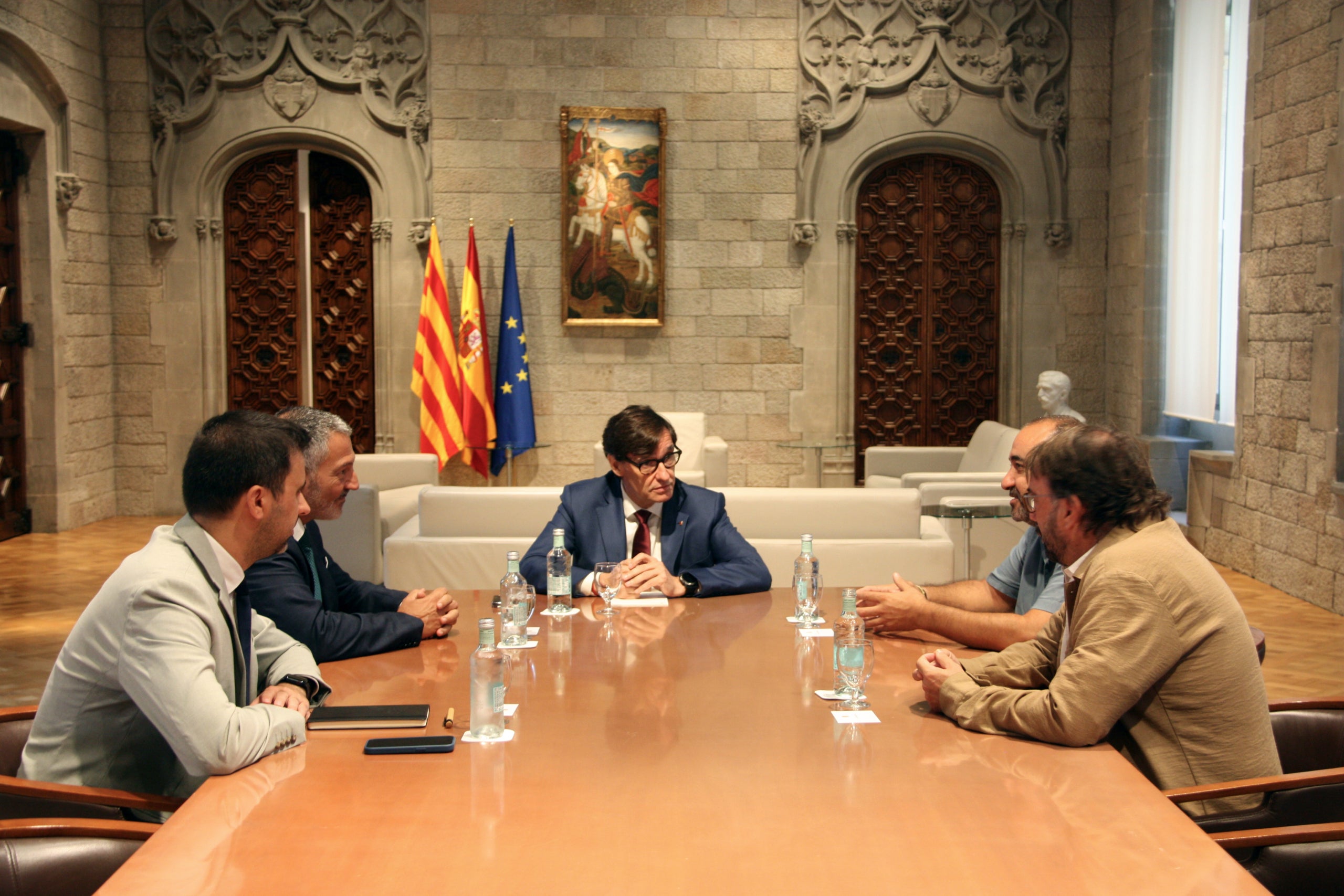 Pacheco i Ros en reunió amb Illa, juntament amb el conseller d'Empresa i Treball Miquel Sàmper i el secretari del departament, Pol Gibert / ACN