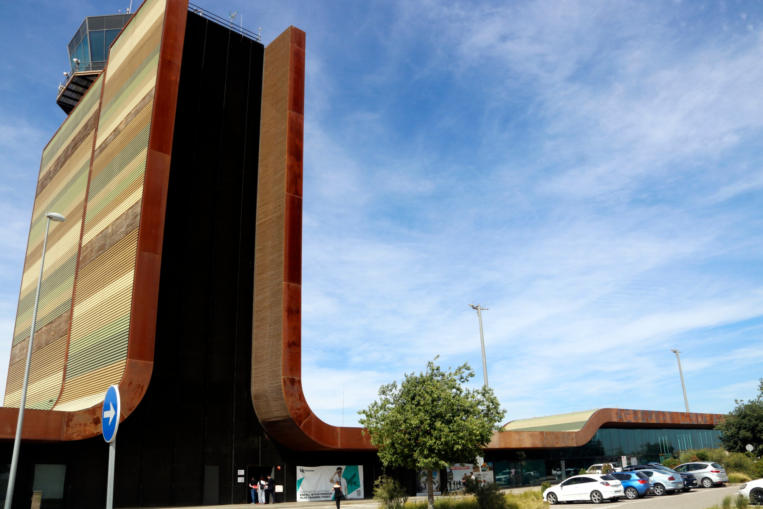 Imatge de l'exterior de l'aeroport de Lleida / ACN
