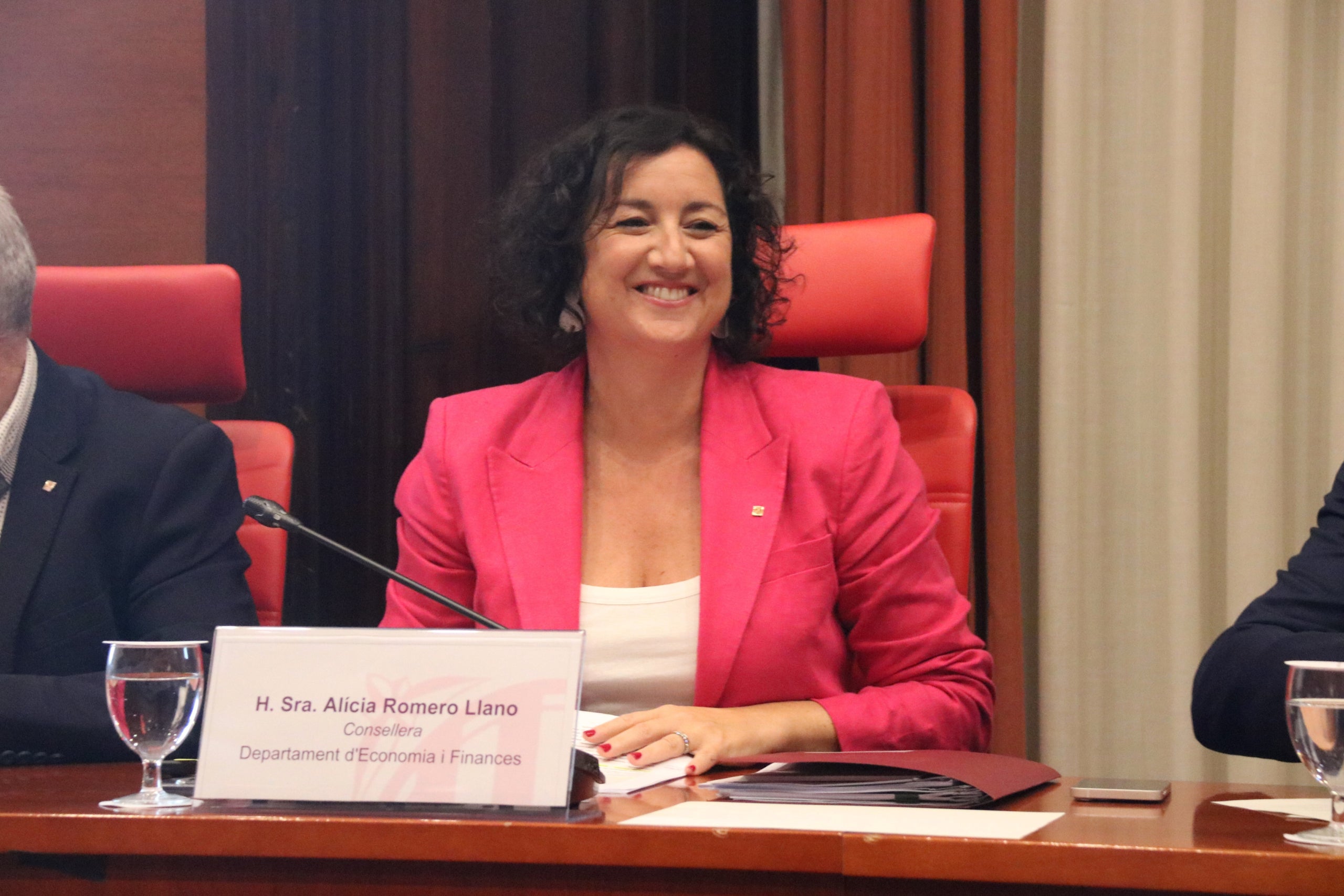 La consellera d'Economia i Finances, Alícia Romero, a la comissió d'Economia del Parlament / ACN (Maria Asmarat)