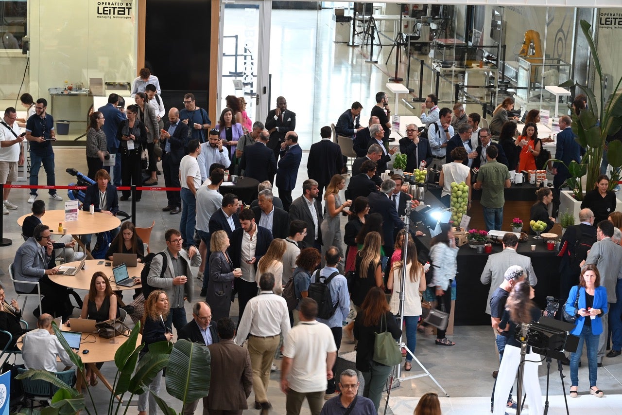 Visitants de la darrera edició del congrés BNEW, a l'edifici DFactory de la Zona Franca / Consorci de la Zona Franca de Barcelona