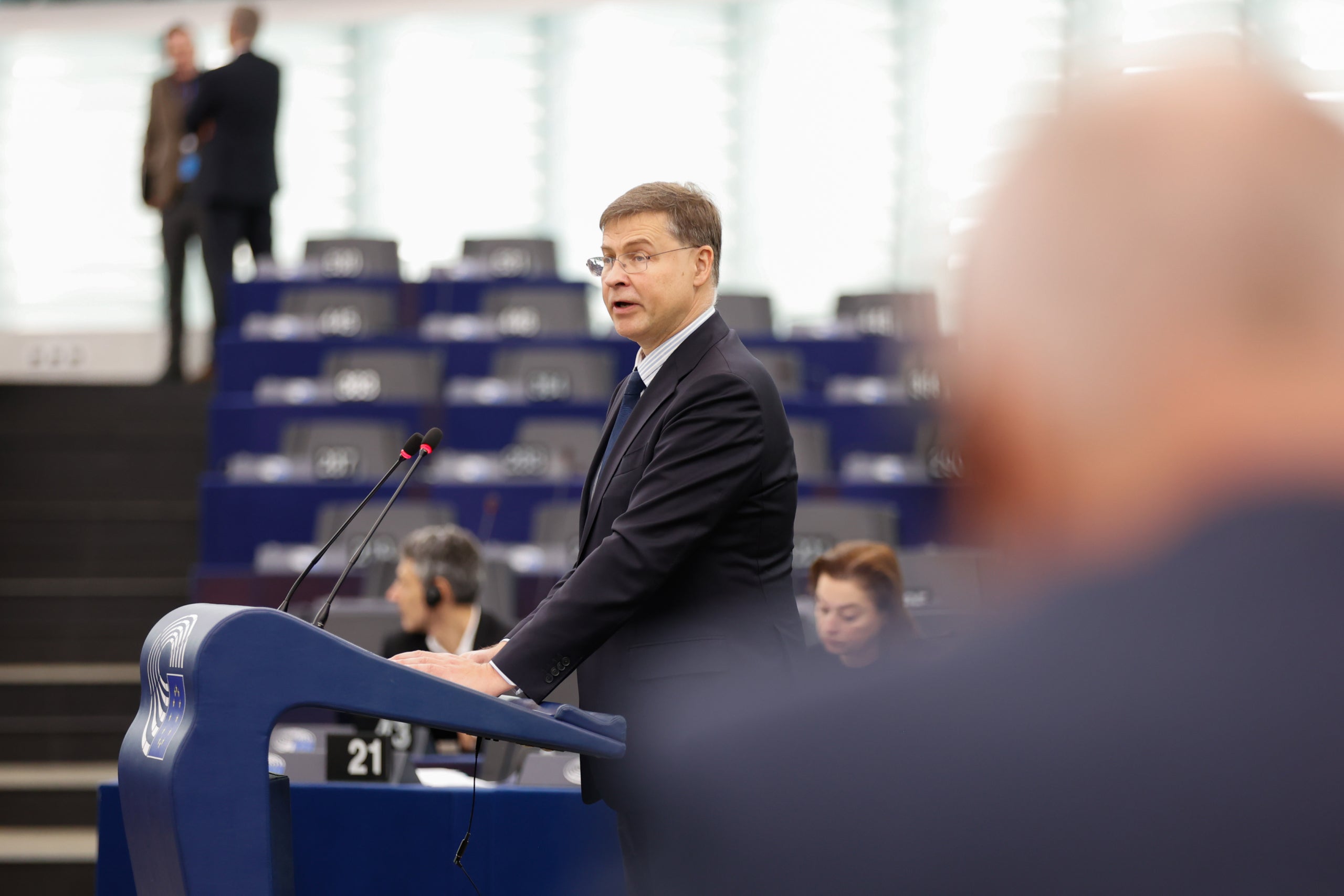 EP Plenary session - The crisis facing the EU’s automotive industry, potential plant closures and the need to enhance competitiveness and maintain jobs in Europe