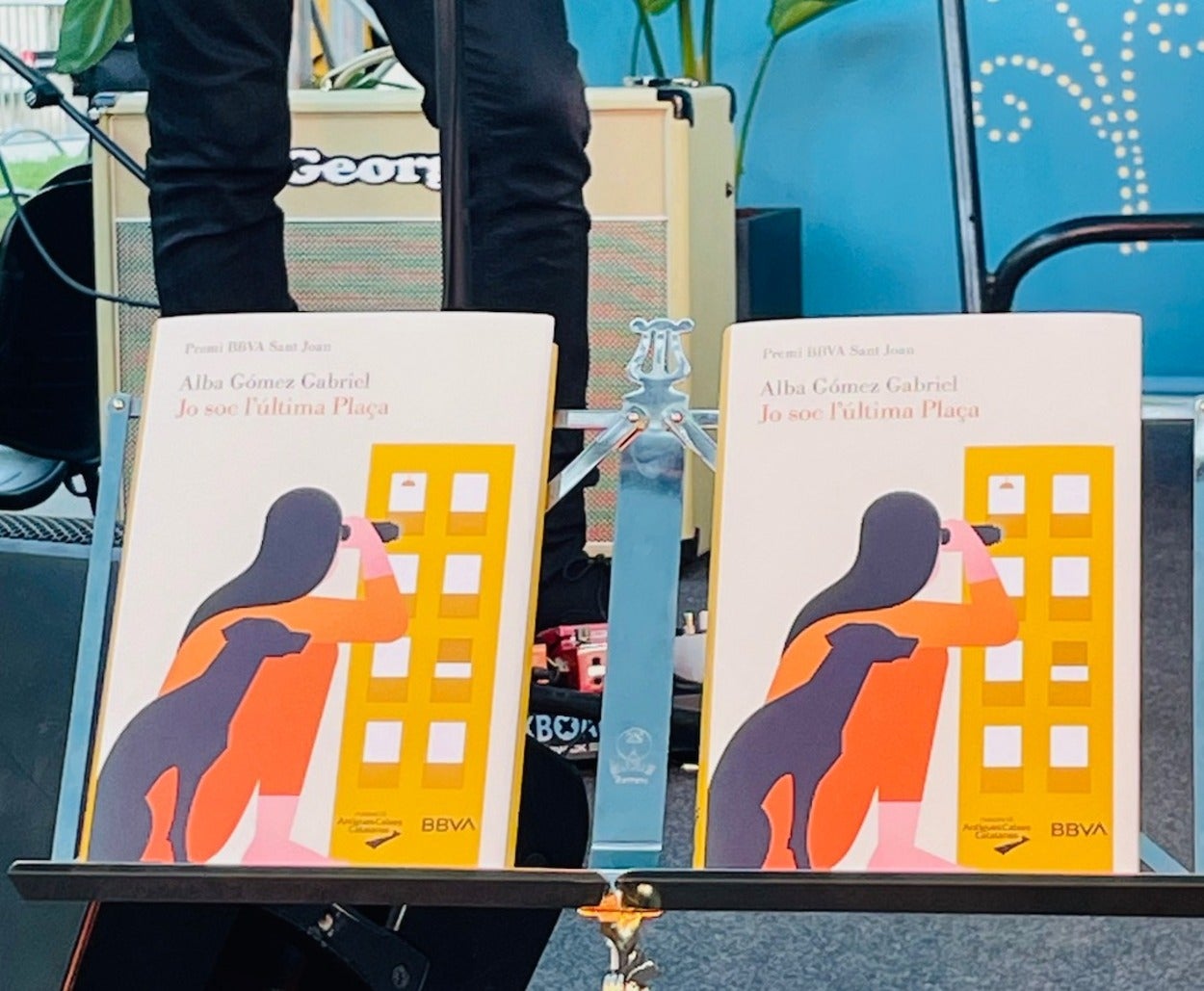 BBVA impulsa la cultura catalana con una nueva rama para jóvenes en el premio BBVA Sant Joan de literatura