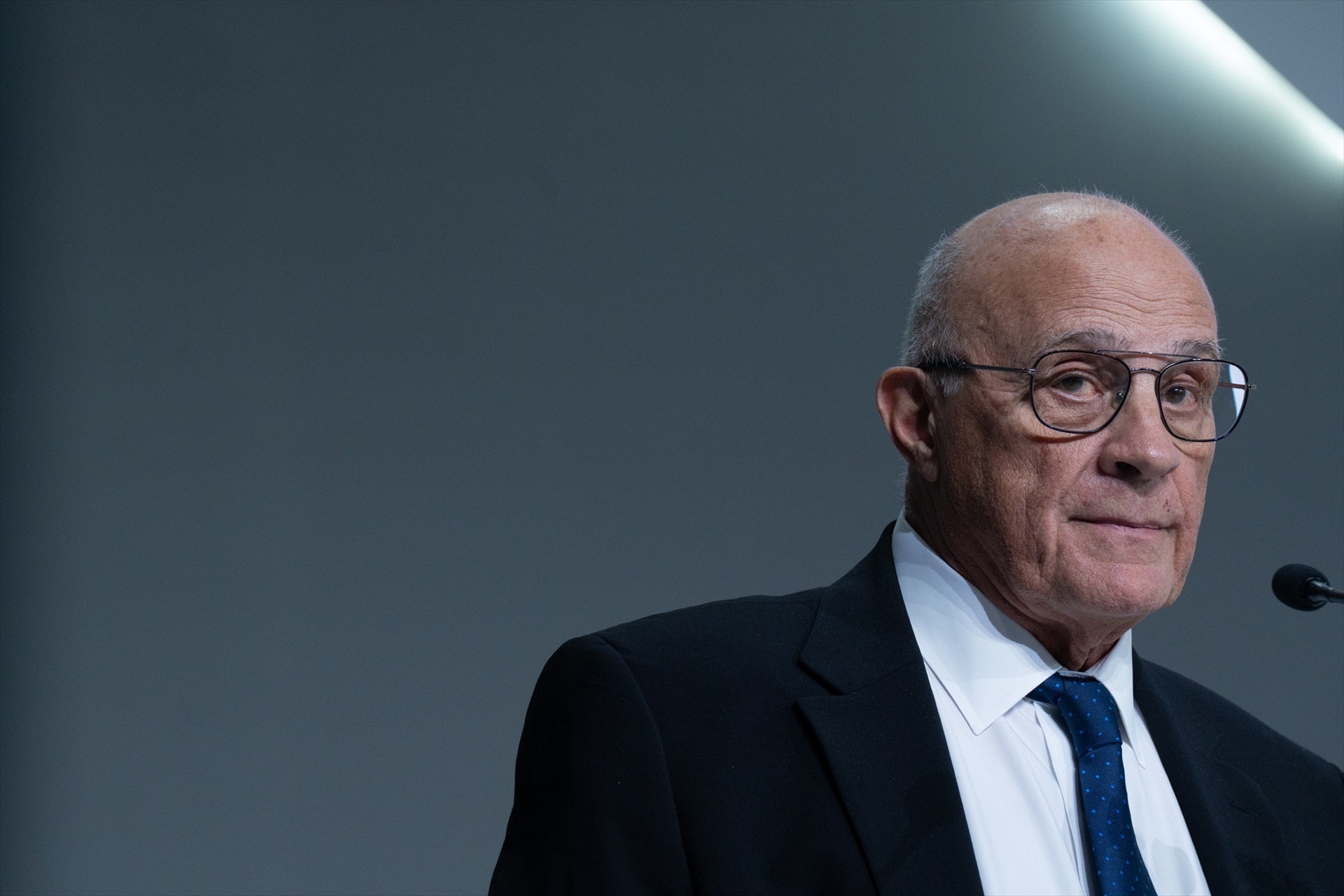 El presidente del Banco Sabadell, Josep Oliu, durante la junta de accionistas / EP