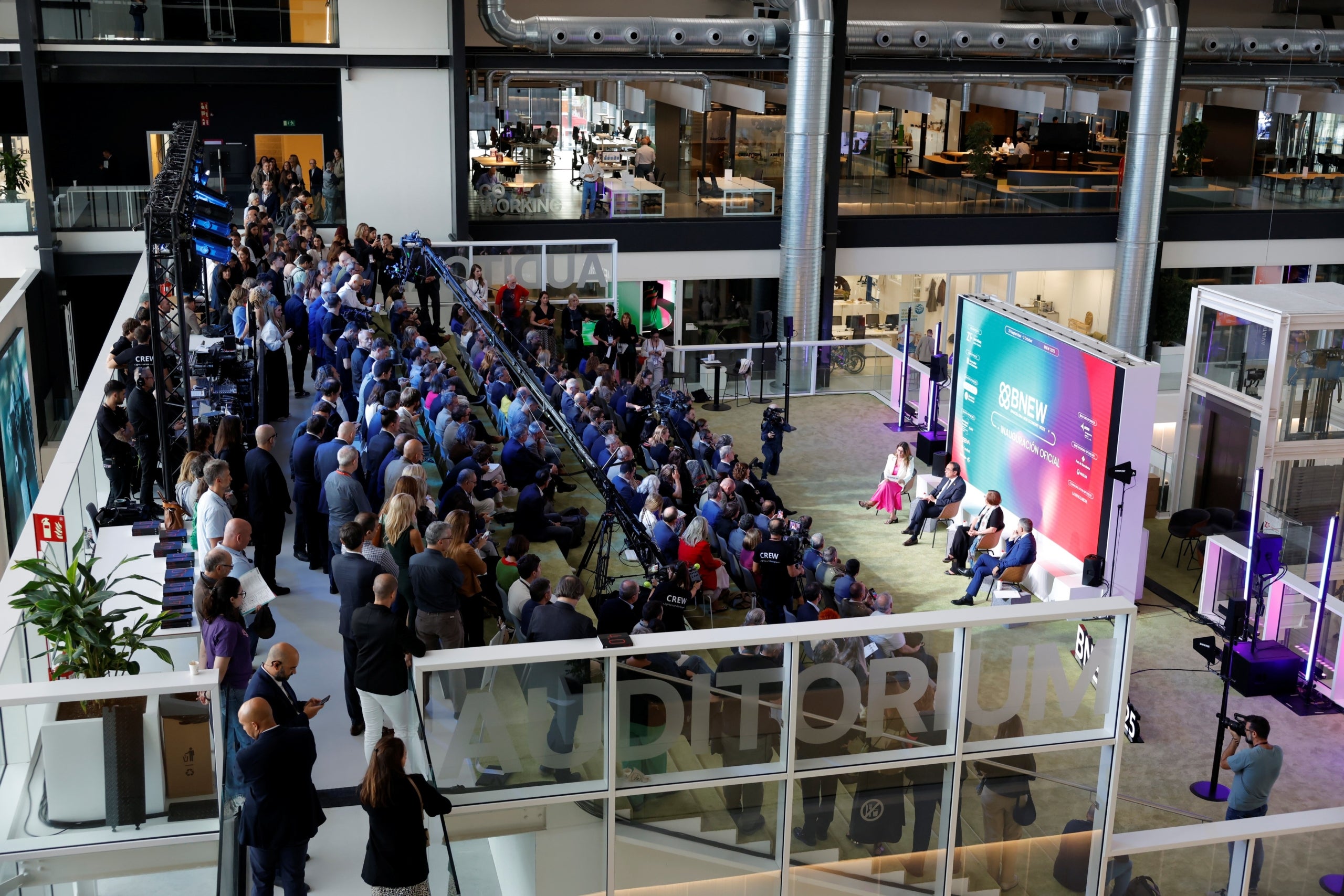 L'auditori del DFactory durant la inauguració del BNEW / CZFB