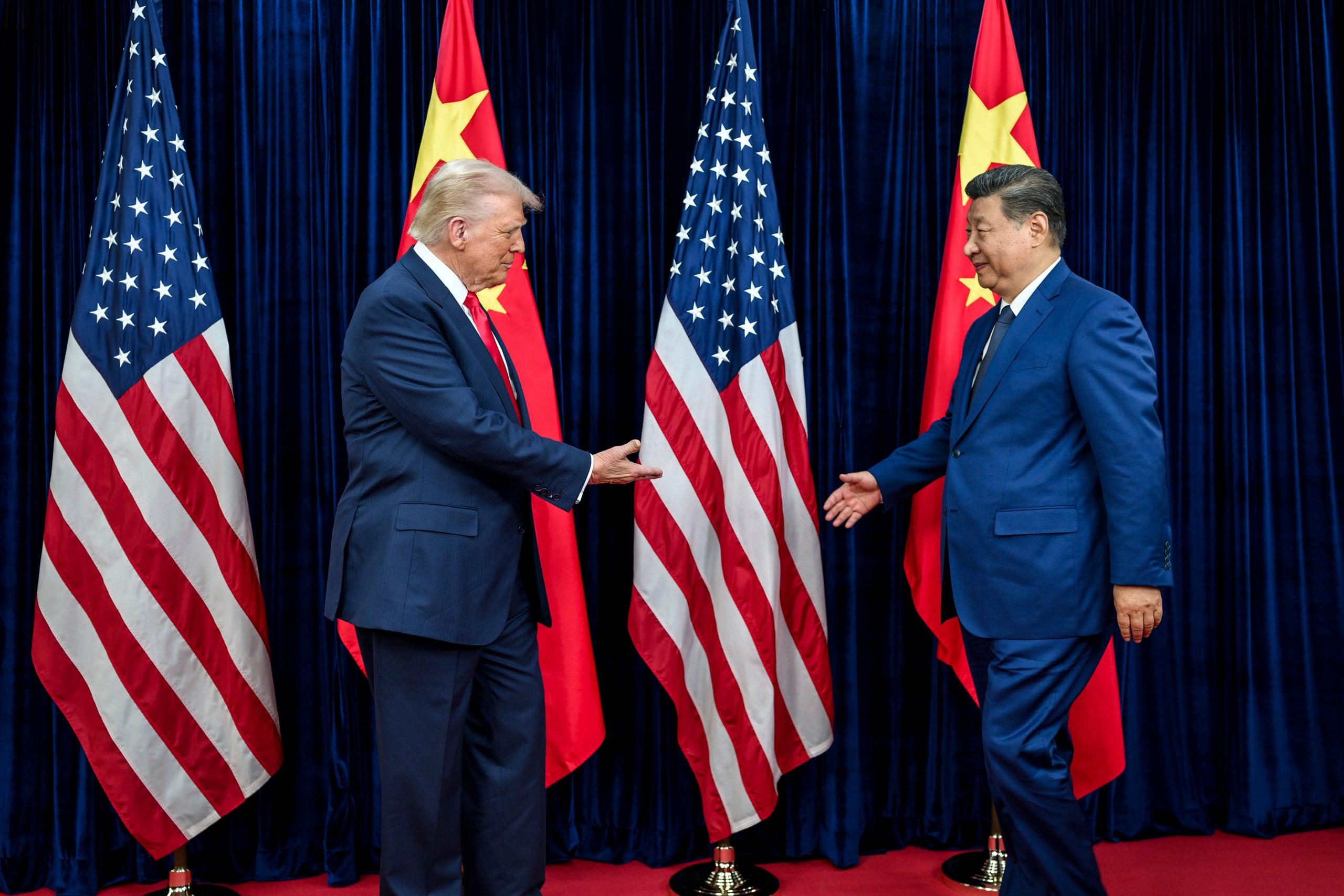 El presidente de Estados Unidos, Donald Trump, y el presidente de China, Xi Jinping, en un encuentro / EuropaPress
