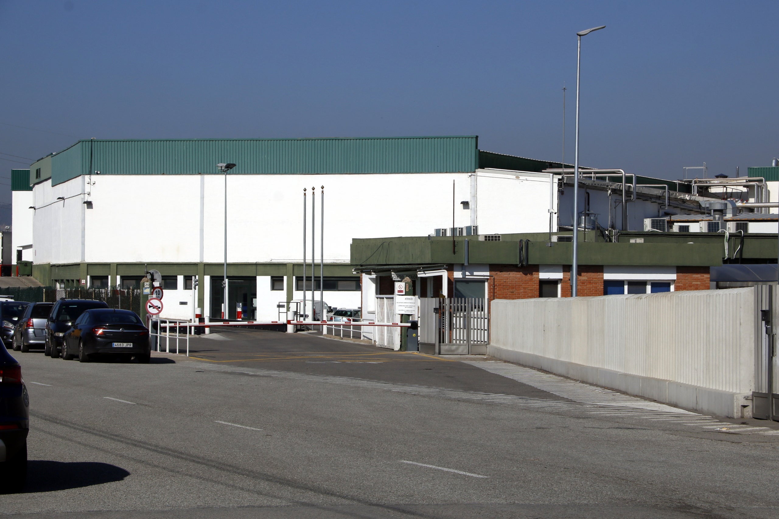 Entrada de l'escorxador que el Grupo Jorge té a Santa Eugènia de Berga / ACN