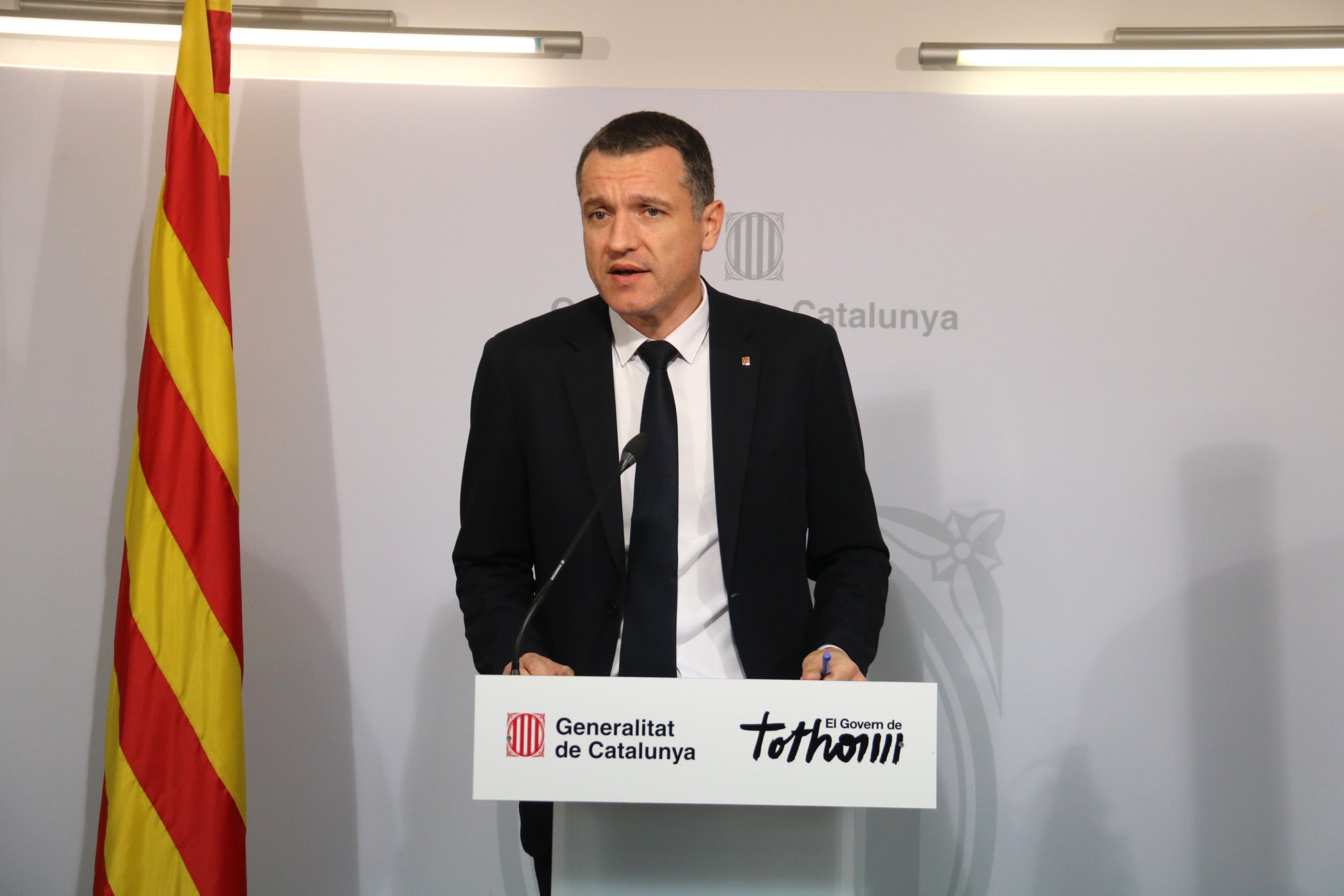 El conseller d'Agricultura, Òscar Ordeig, durant una roda de premsa a la seu del departament a Lleida | Alba Mor (ACN)