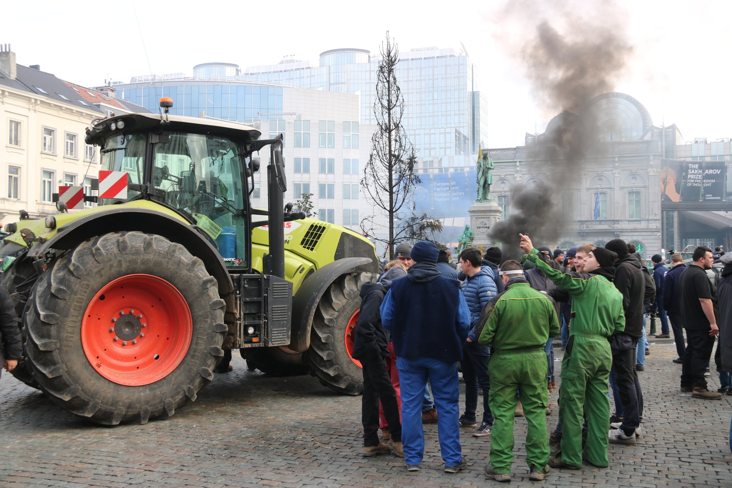 Els tractors dels pagesos bloquejant Brussel·les / ACN