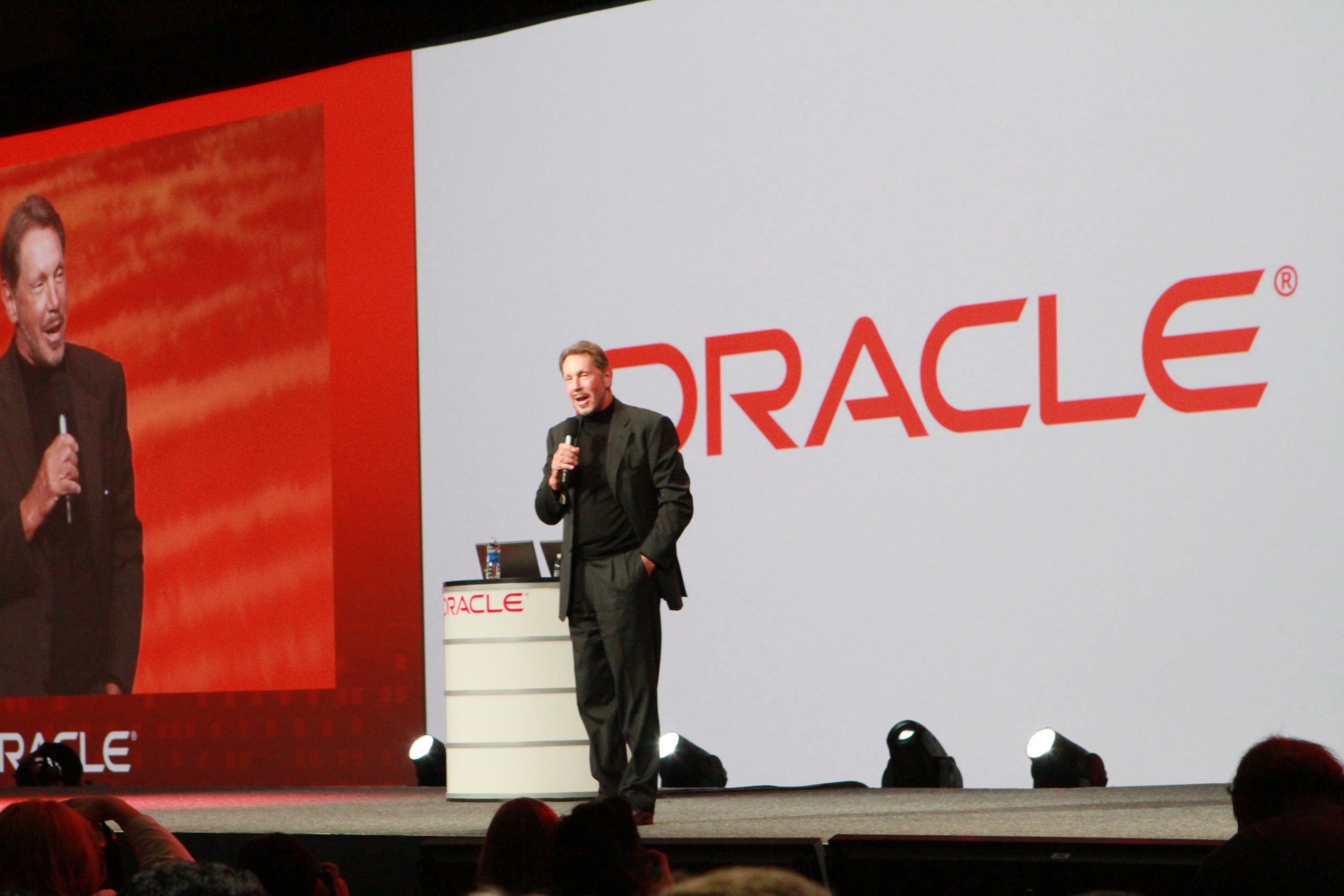 Larry Ellison en una conferencia de Oracle / WikiMedia Commons