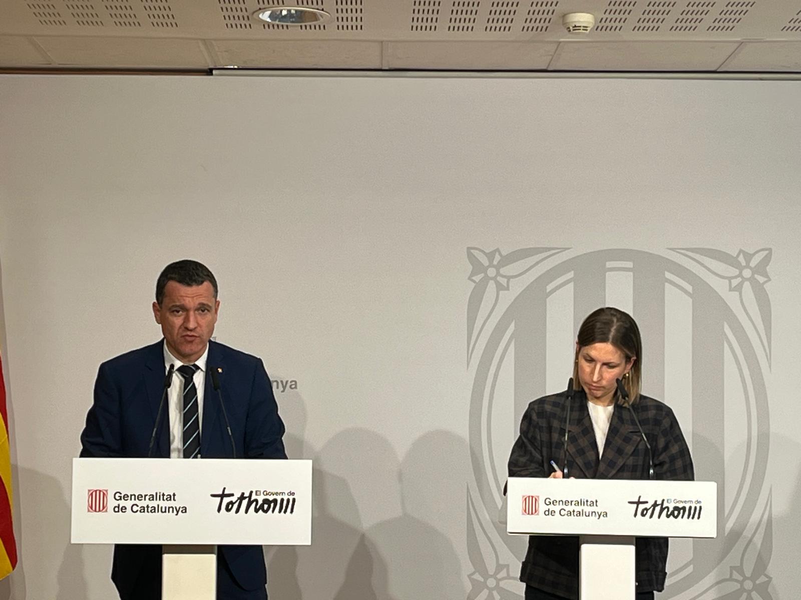 Òscar Ordeig, conseller d'Agricultura, Ramaderia, Pesca i Alimentació; i Dèlia Perpiñà, directora de Prodeca / J.C.