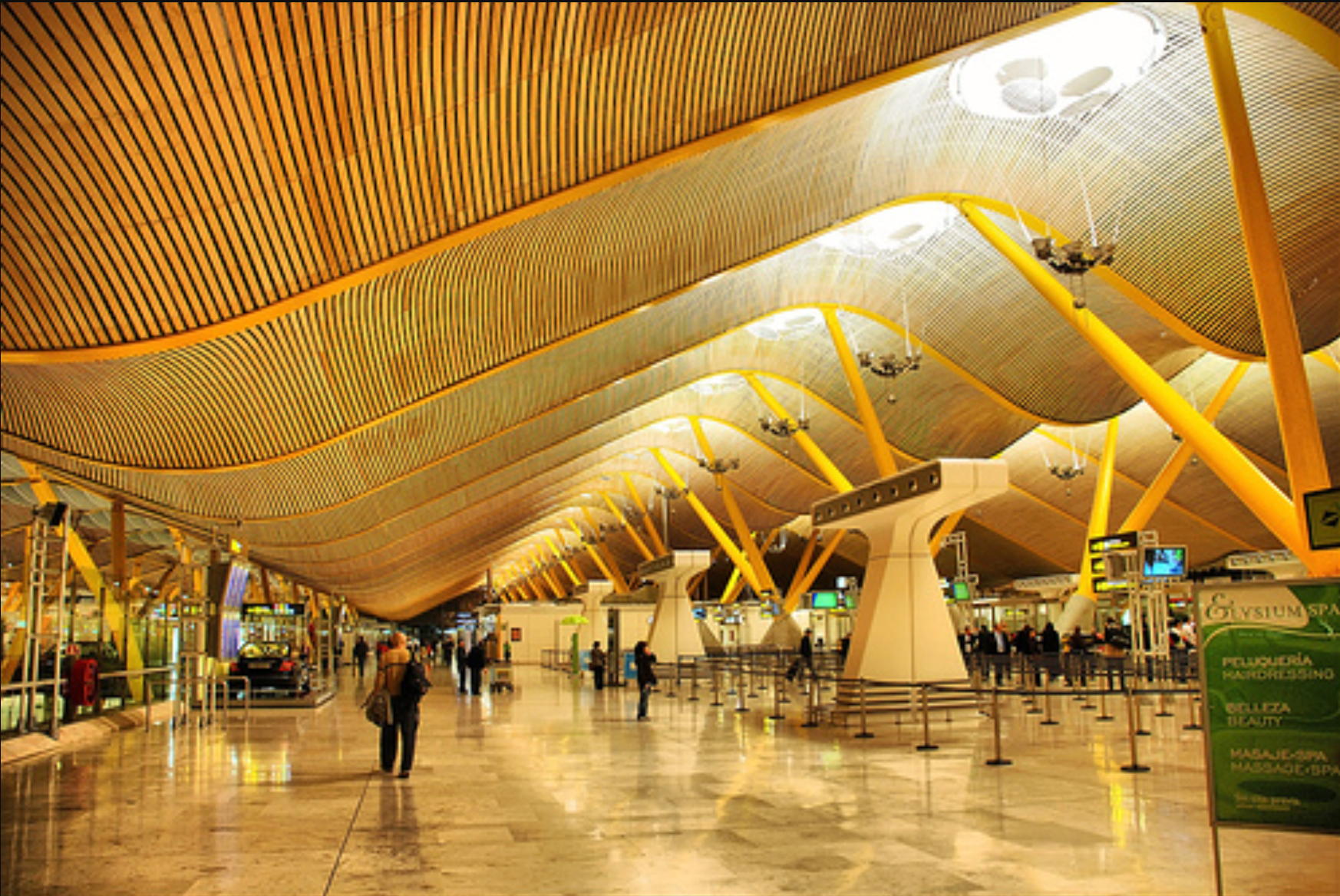 La T4 de Barajas, símbol del greuge inversor d'AENA 
