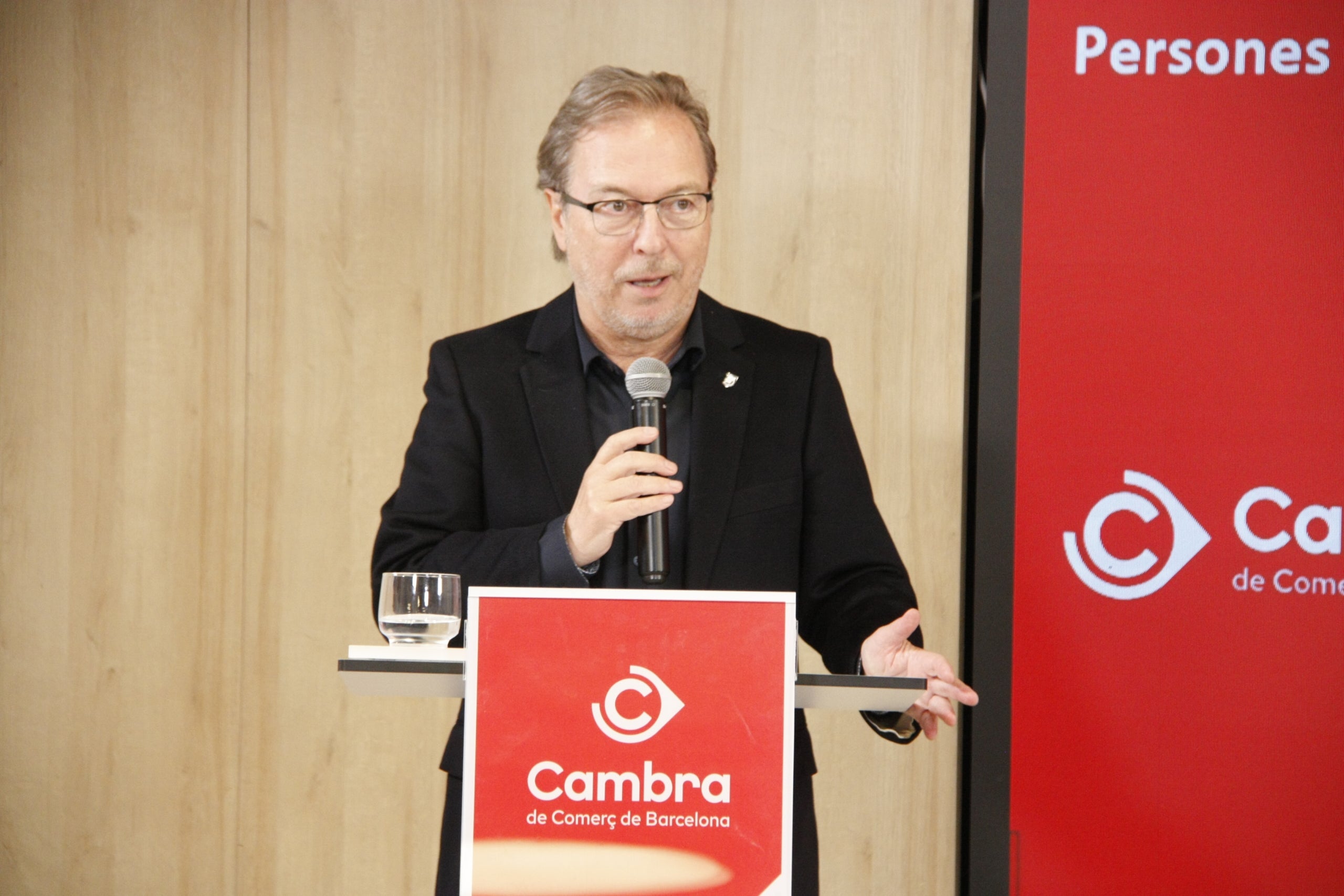El presidente de la Cámara de Comercio de Barcelona, Josep Santacreu, en una rueda de prensa Fecha de publicación: jueves 03 de abril de 2025, 14:41 Localización: Barcelona Autor: Gerard Ullastre