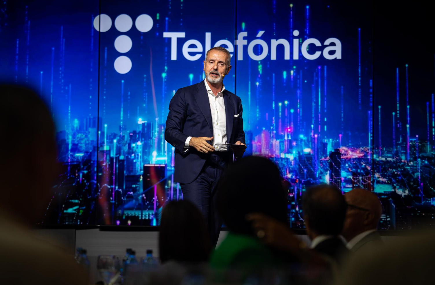 El president executiu de Telefónica, Marc Murtra, durant una conferència a la seu de la patronal Foment del Treball. TELEFÓNICA